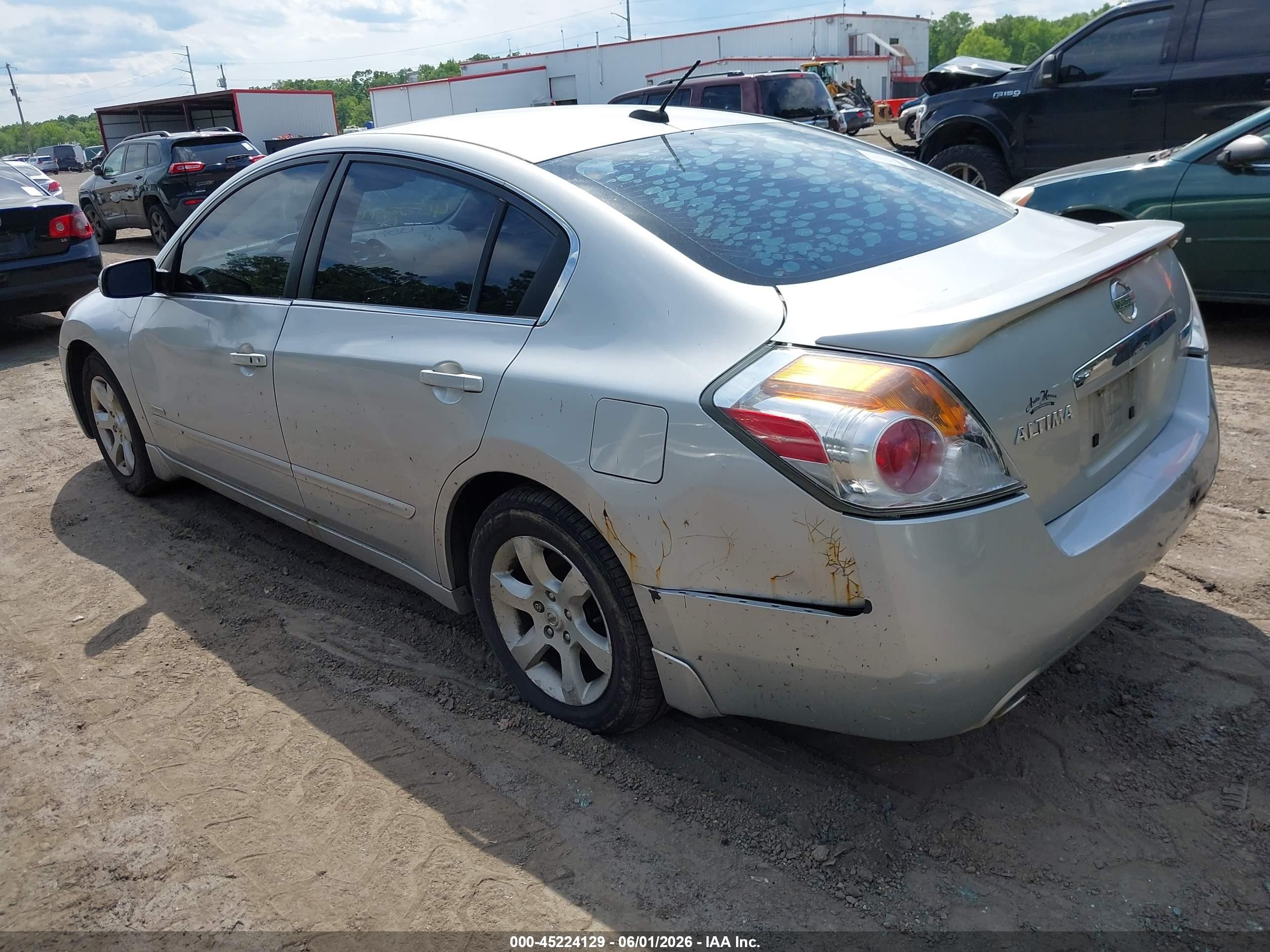 2008 Nissan Altima Hybrid   Silver vin: 1N4CL21E98C243560