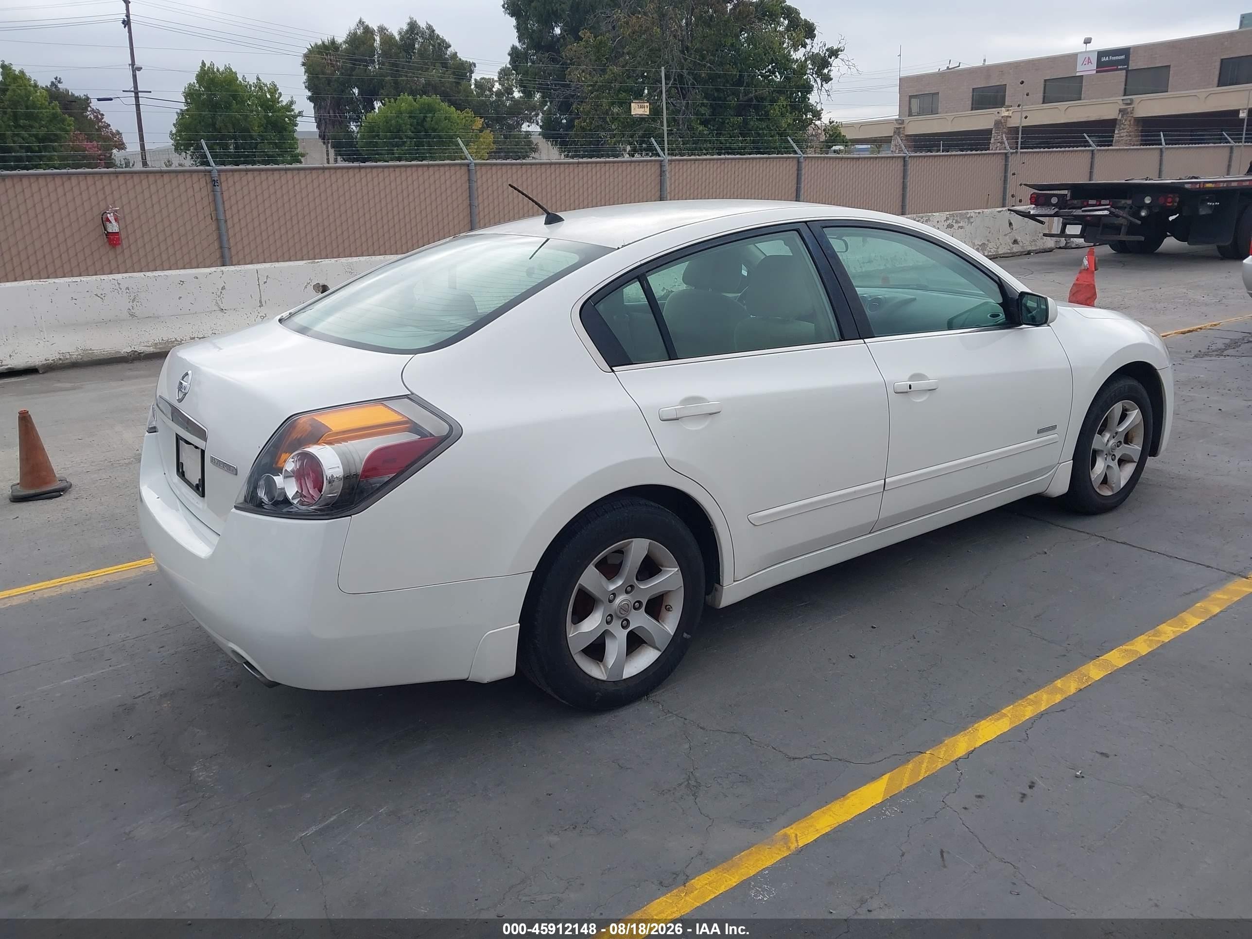 2007 Nissan Altima Hybrid Белый vin: 1N4CL21EX7C155261