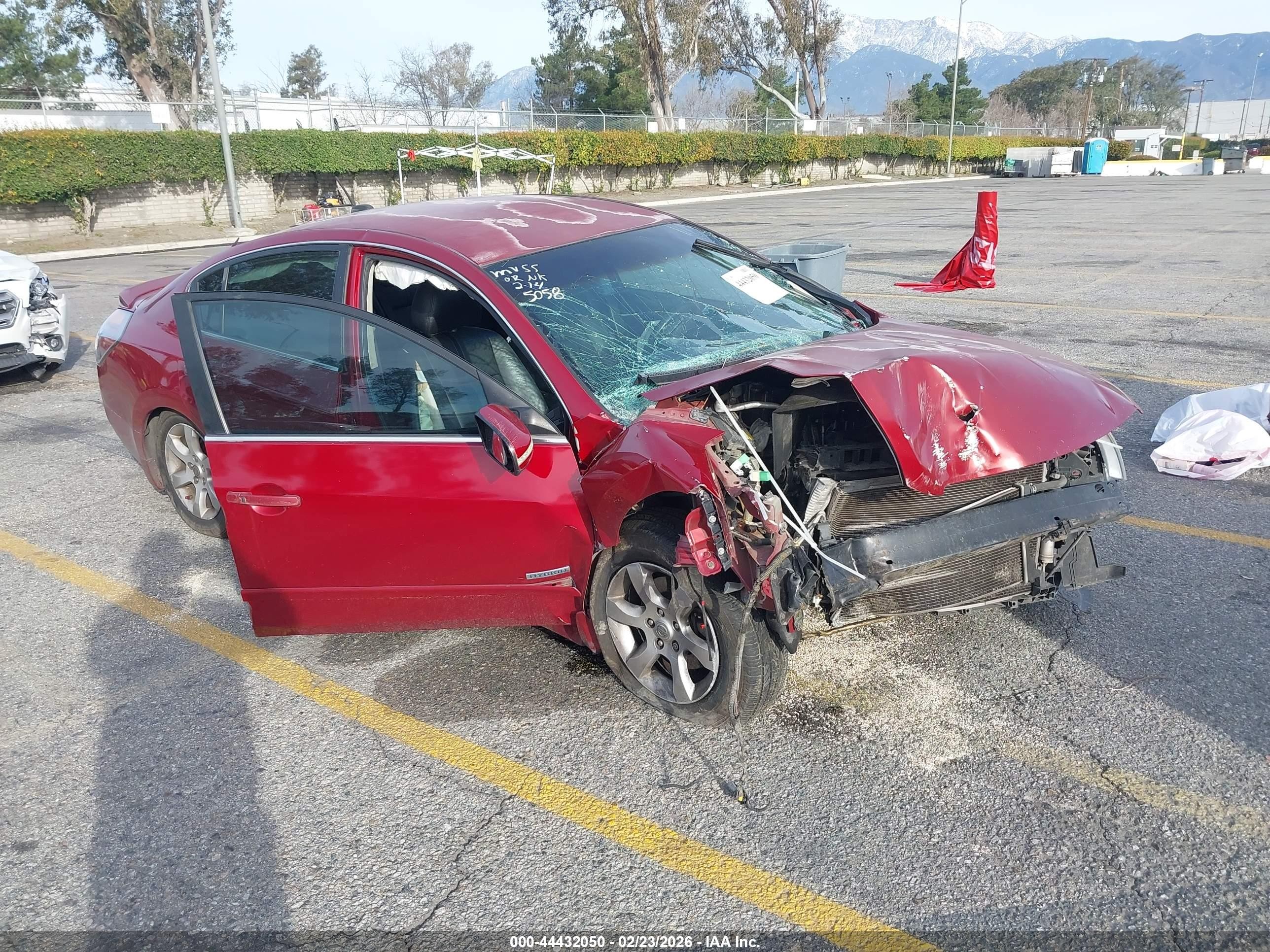 2008 Nissan Altima Hybrid   Red vin: 1N4CL21EX8C135058
