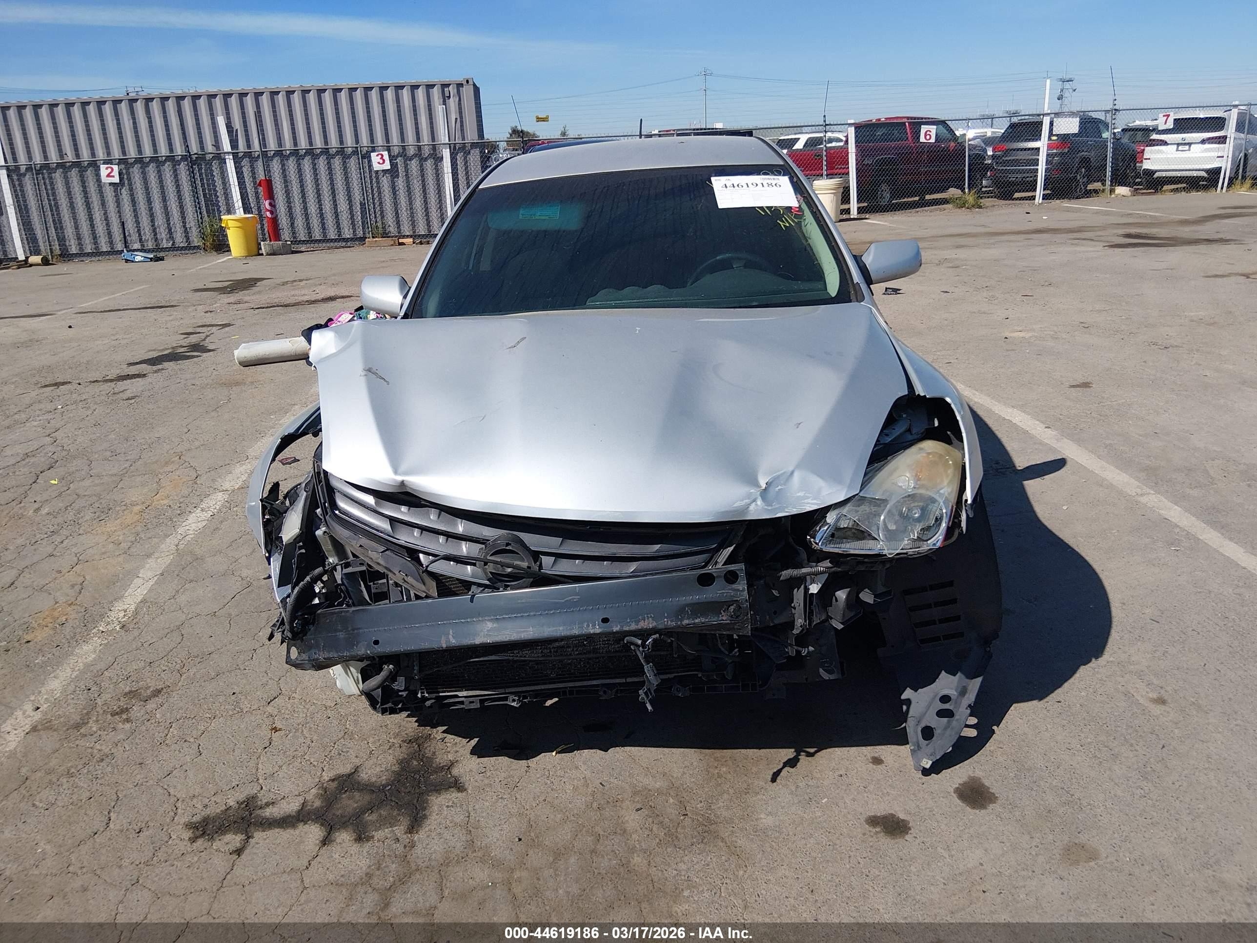 2011 Nissan Altima Hybrid   Silver vin: 1N4CL2AP0BC107455