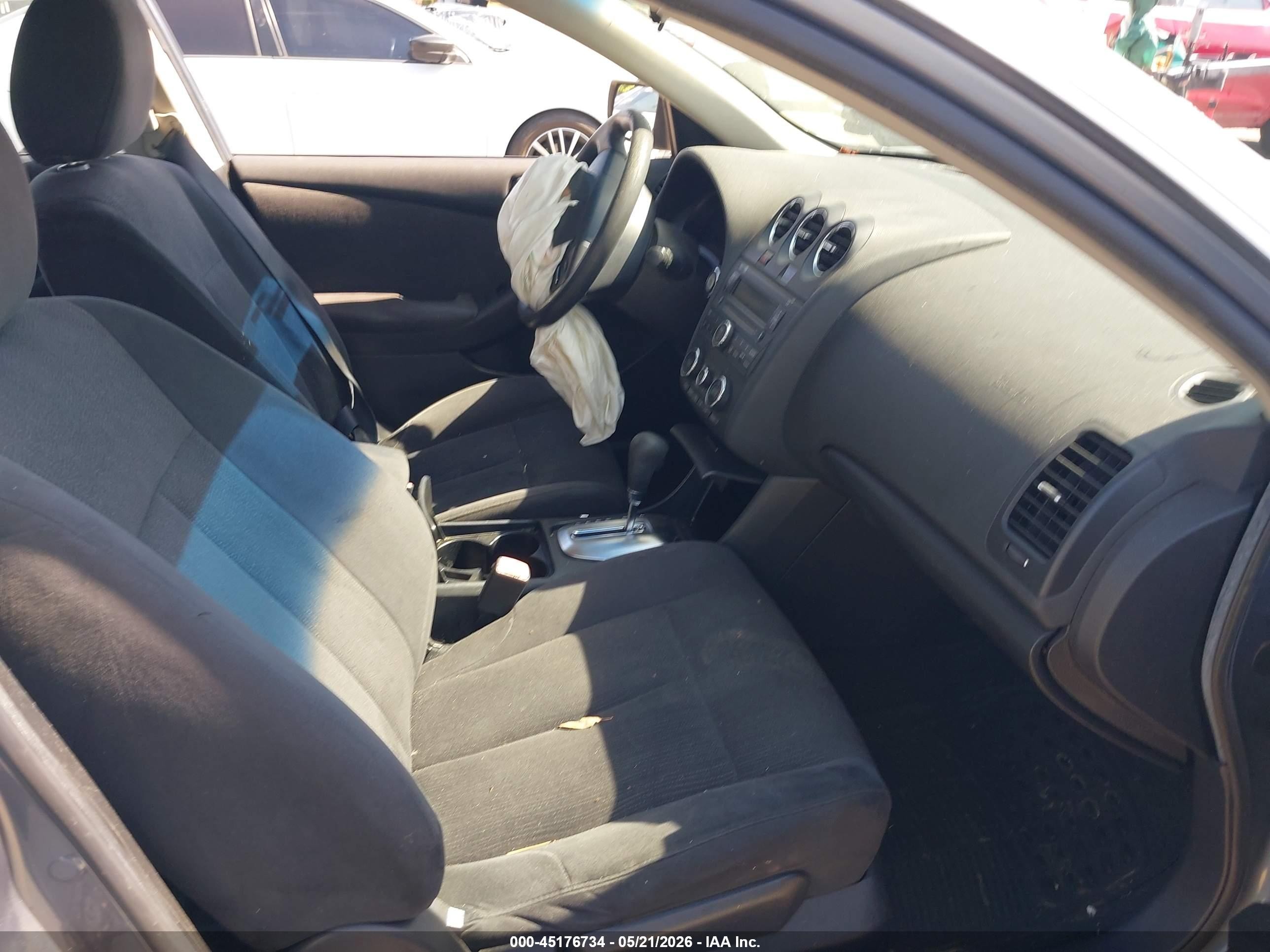 2010 Nissan Altima Hybrid   Blue vin: 1N4CL2AP2AC135417