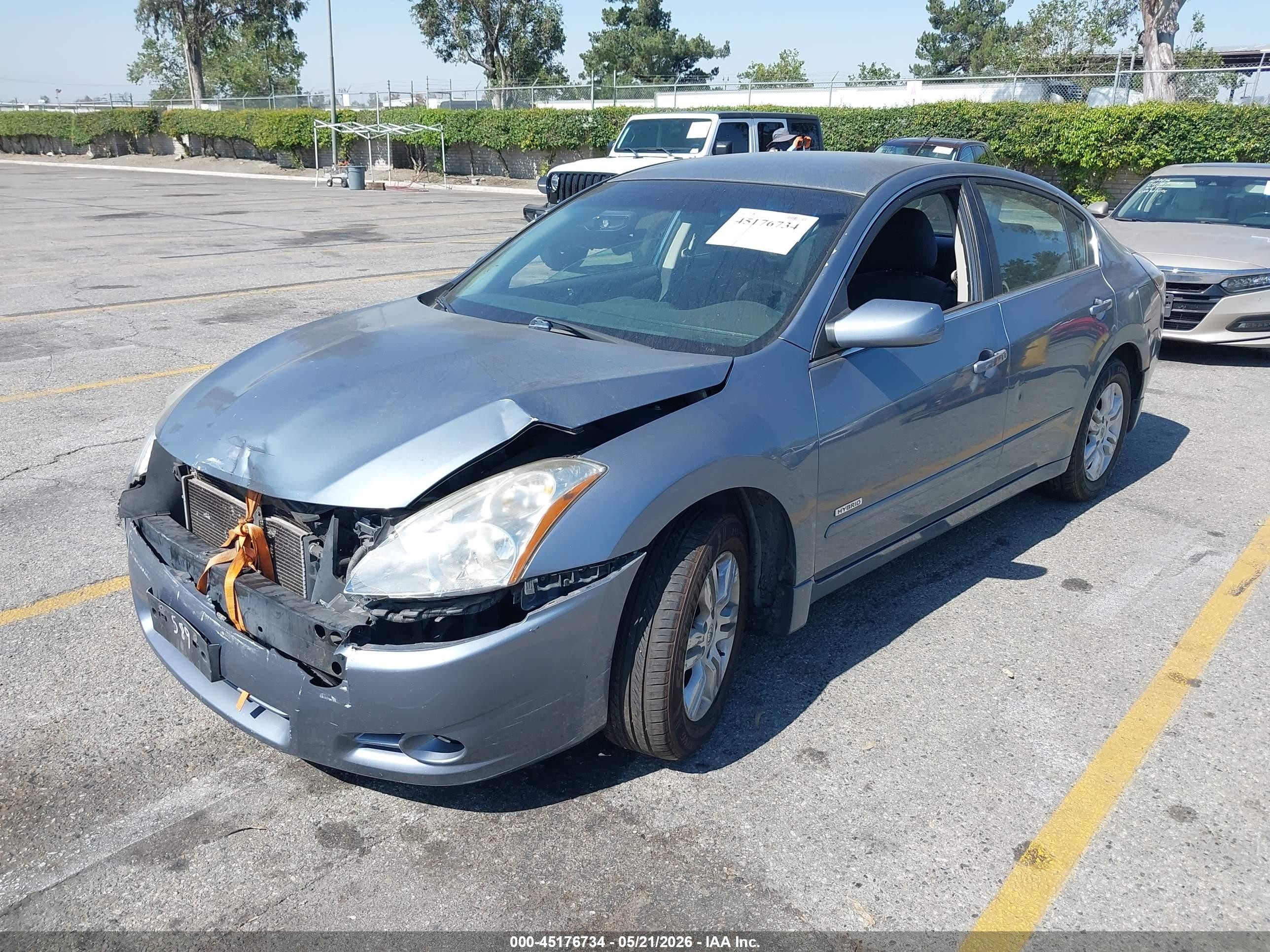 2010 Nissan Altima Hybrid   Blue vin: 1N4CL2AP2AC135417
