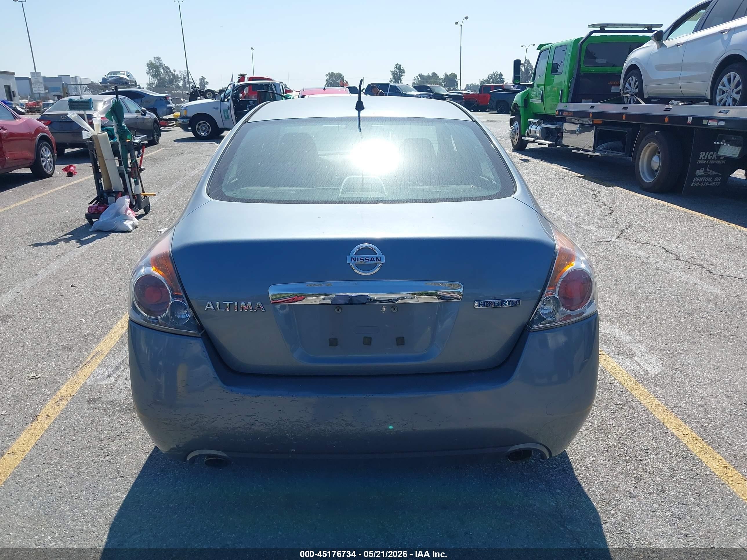 2010 Nissan Altima Hybrid   Blue vin: 1N4CL2AP2AC135417