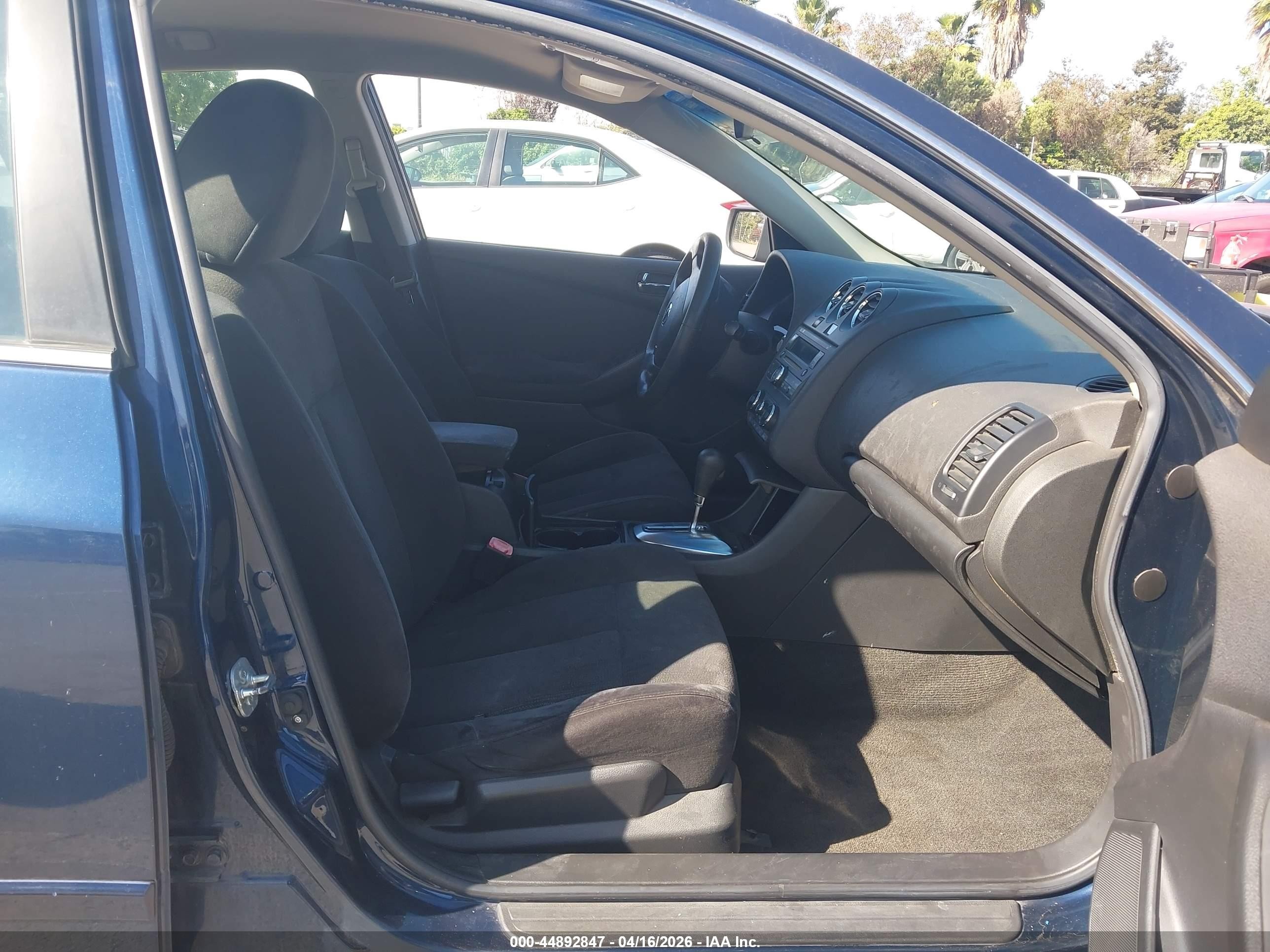 2011 Nissan Altima Hybrid   Blue vin: 1N4CL2AP2BC117937