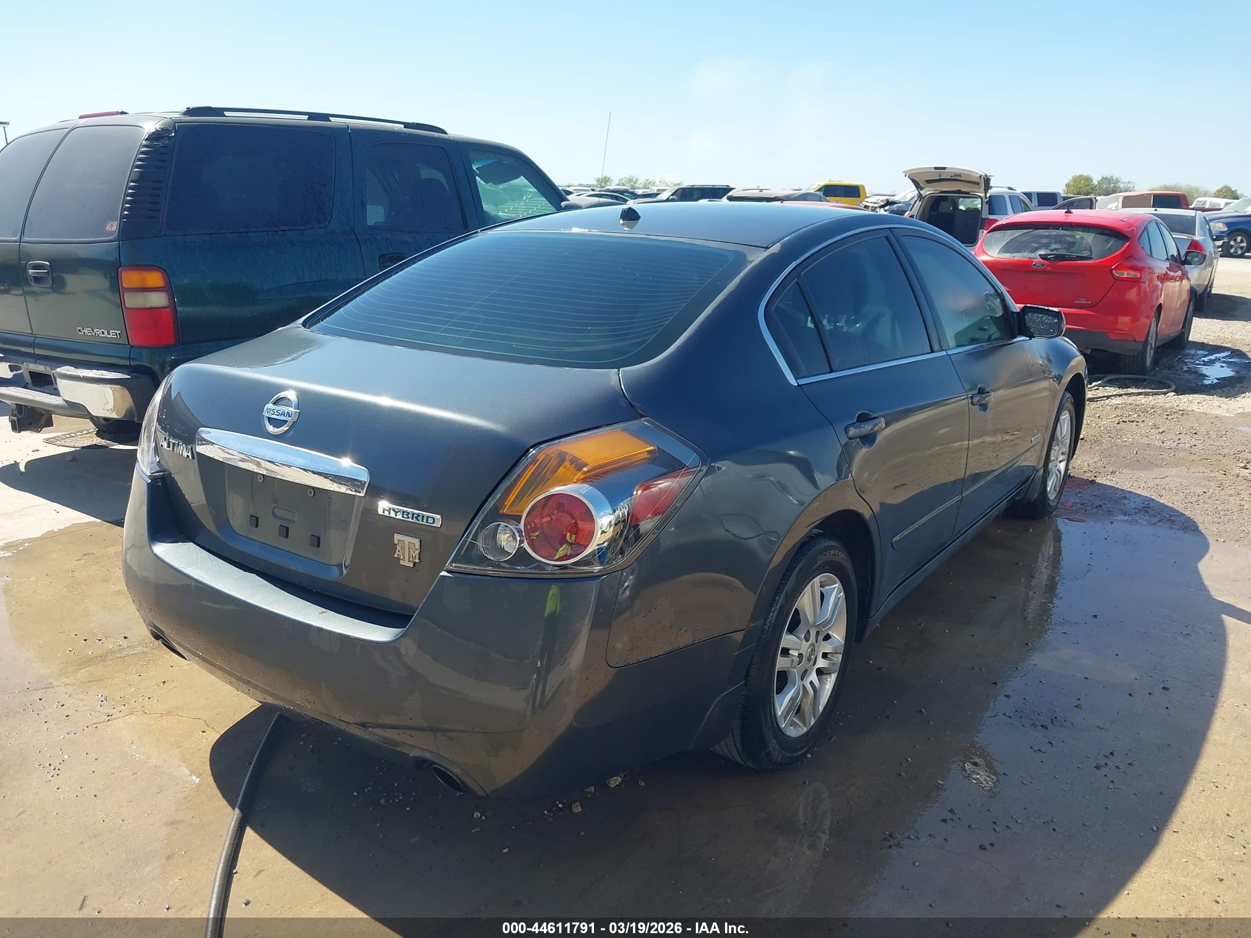 2011 Nissan Altima Hybrid   Gray vin: 1N4CL2AP2BC159427