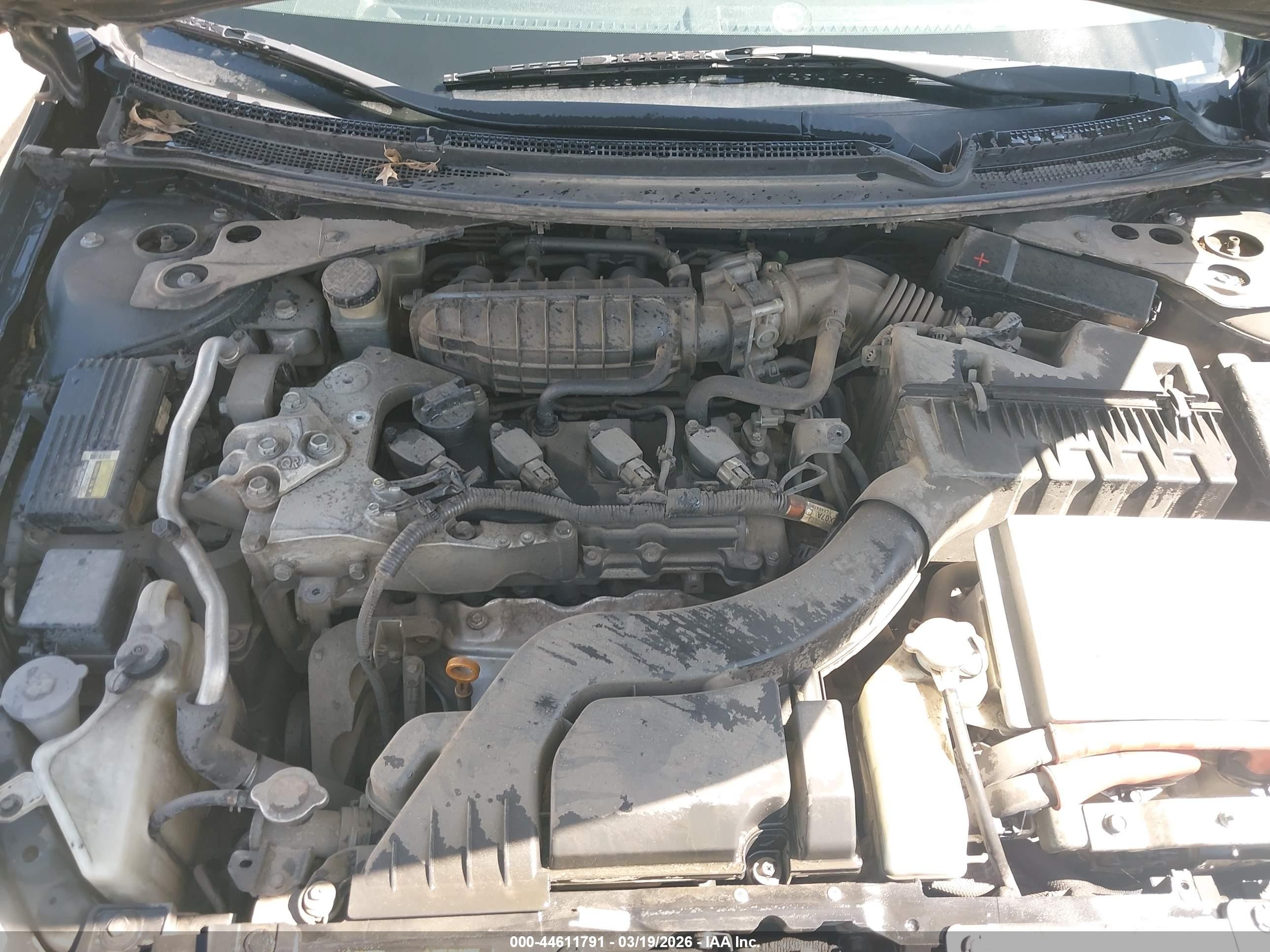 2011 Nissan Altima Hybrid   Gray vin: 1N4CL2AP2BC159427