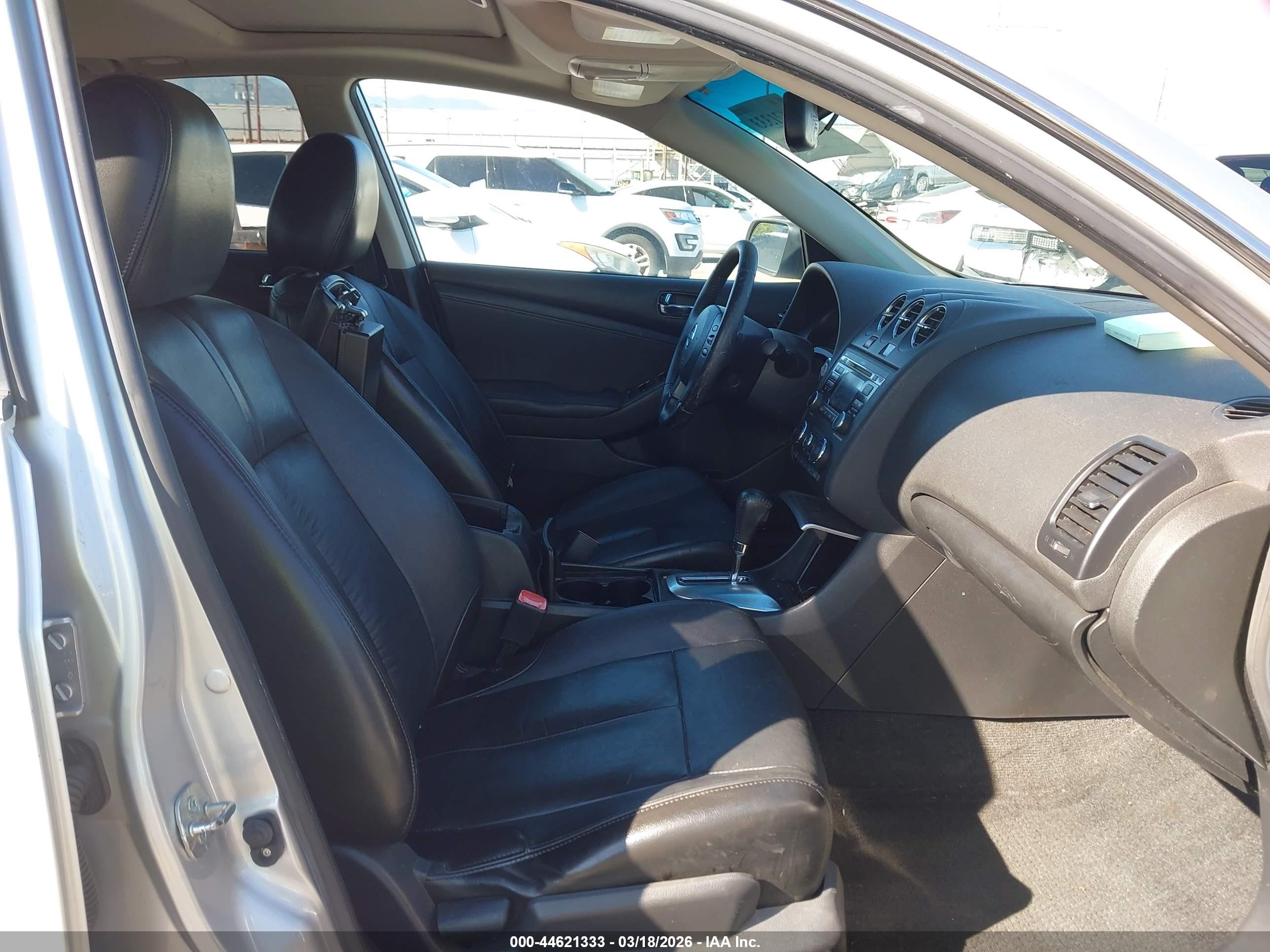2011 Nissan Altima Hybrid   Silver vin: 1N4CL2AP3BC104100