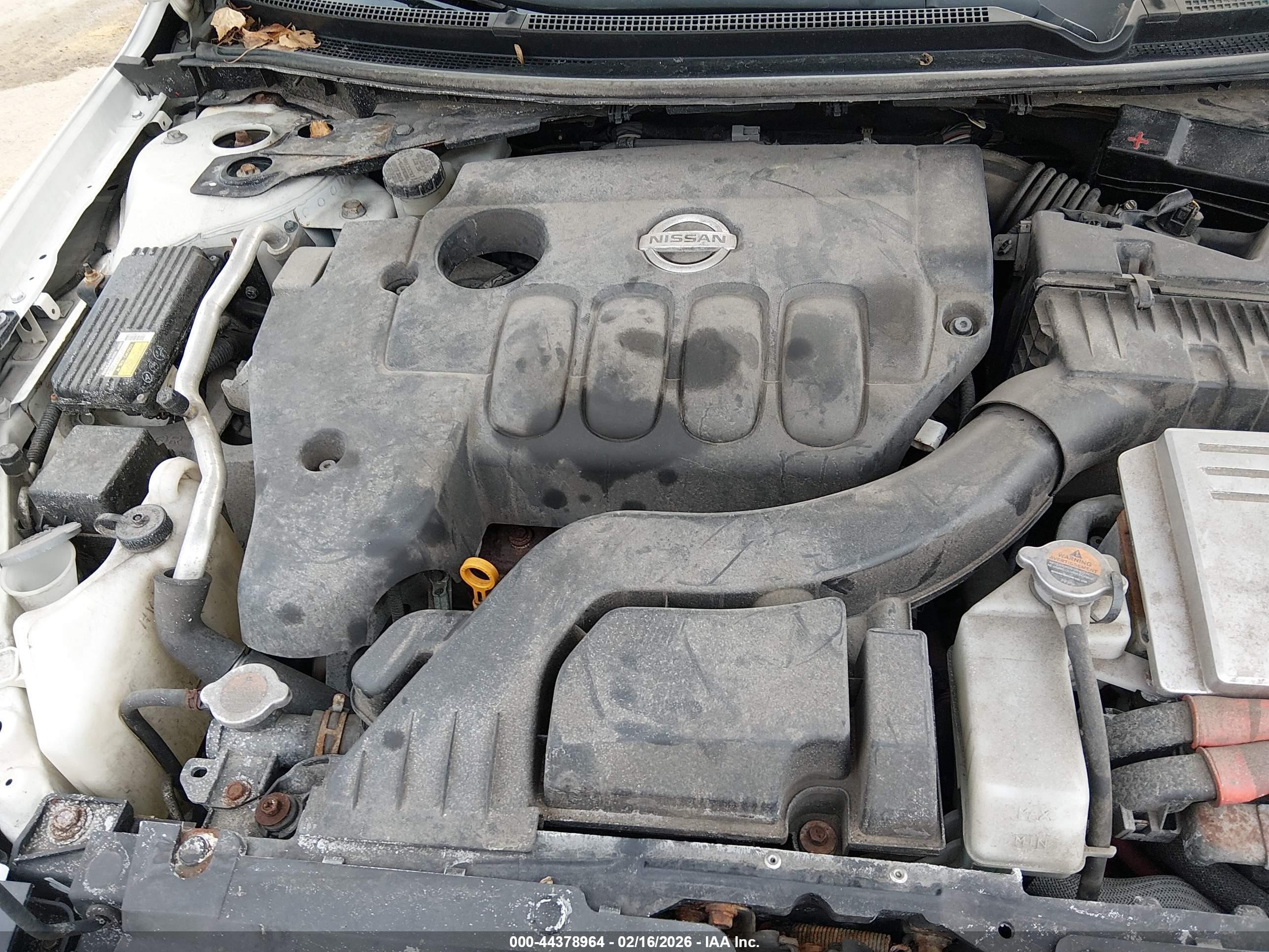 2011 Nissan Altima Hybrid   White vin: 1N4CL2AP3BC185390