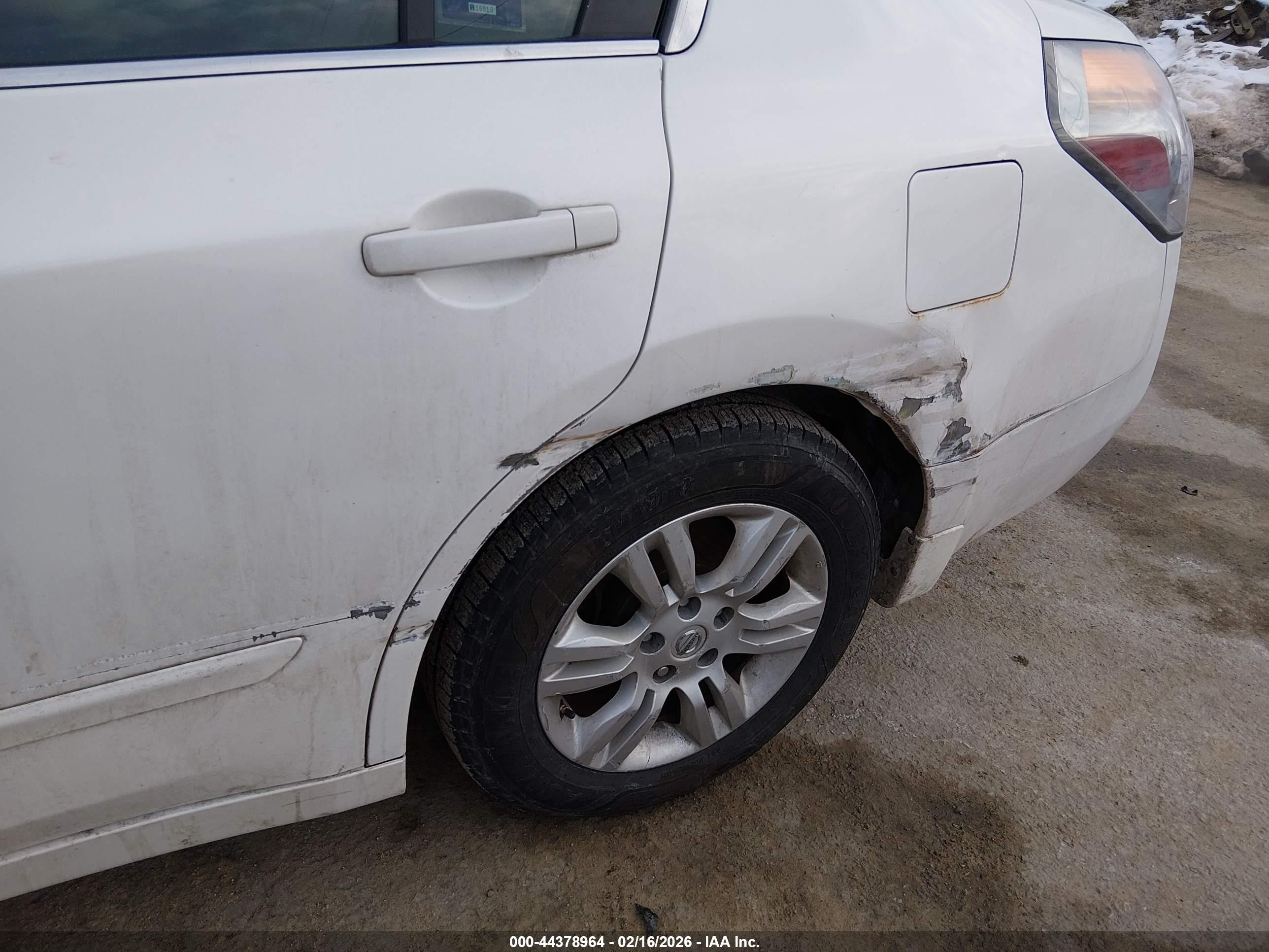 2011 Nissan Altima Hybrid   White vin: 1N4CL2AP3BC185390