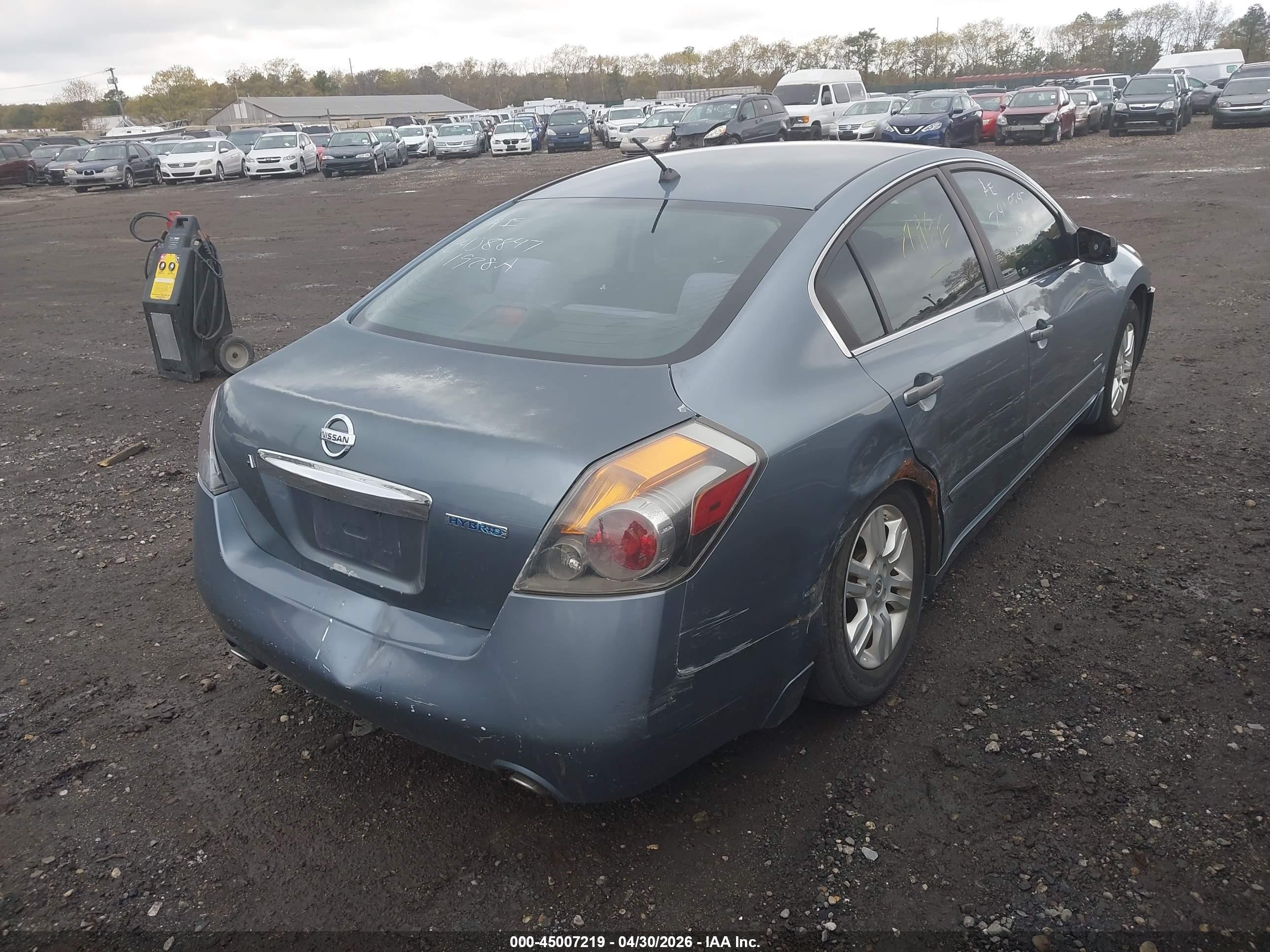 2011 Nissan Altima Hybrid   Blue vin: 1N4CL2AP4BC133282