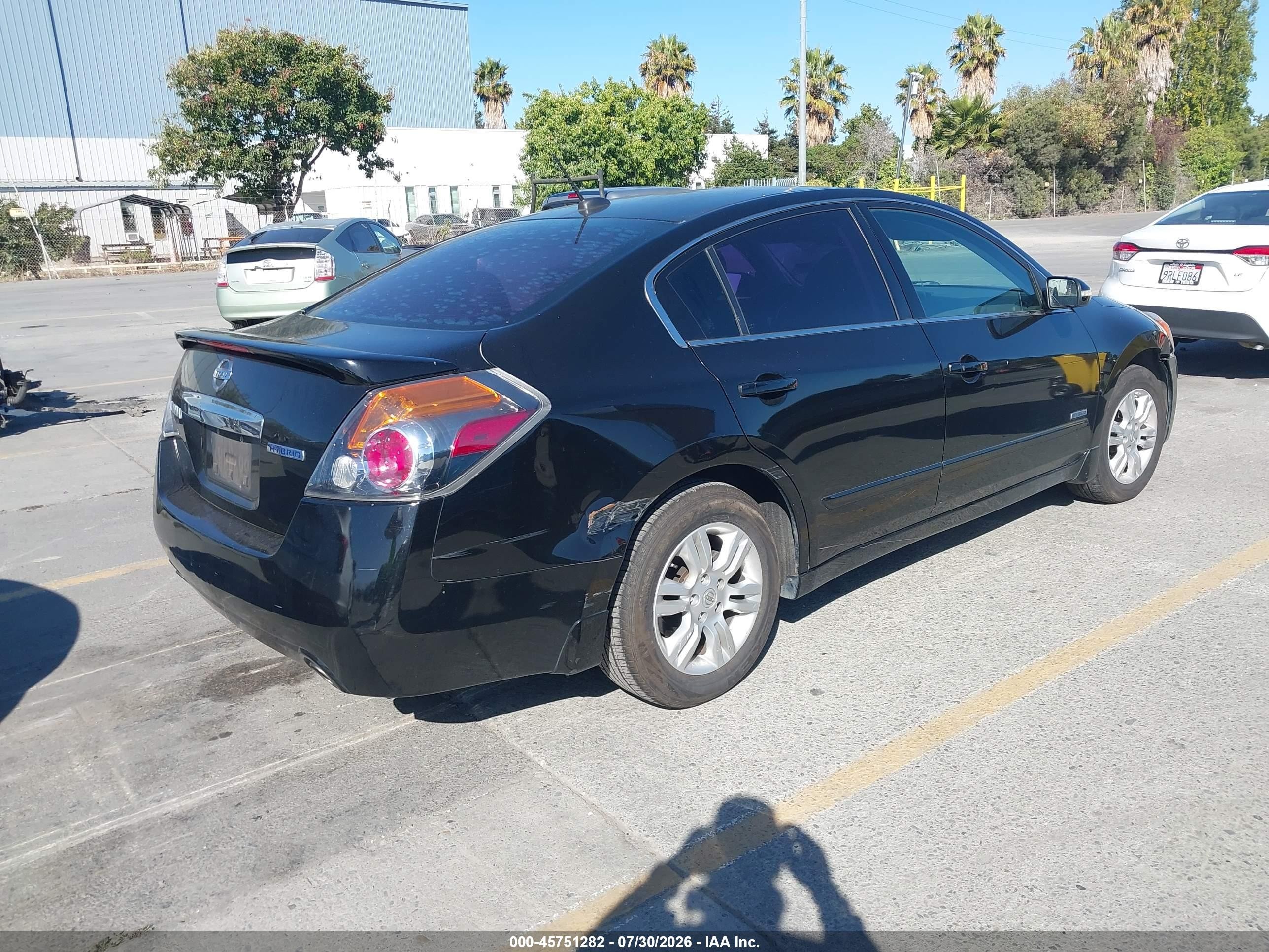2011 Nissan Altima Hybrid   Black vin: 1N4CL2AP4BC185544