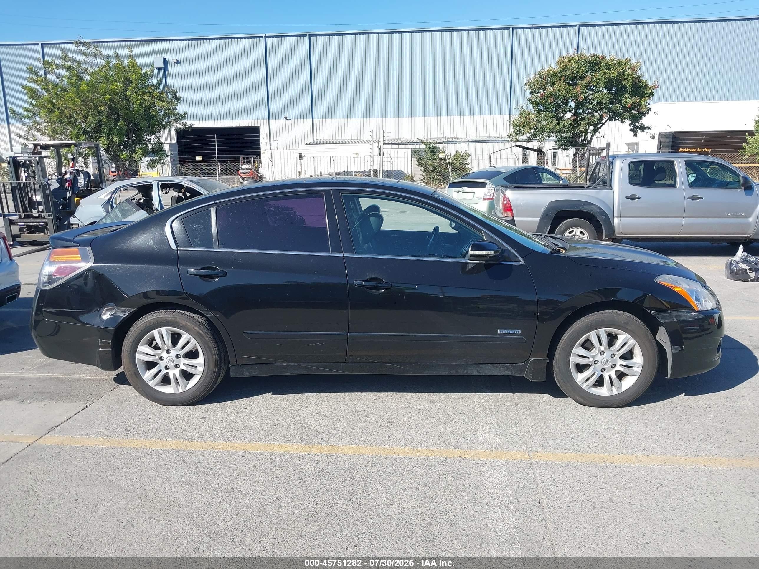 2011 Nissan Altima Hybrid   Black vin: 1N4CL2AP4BC185544