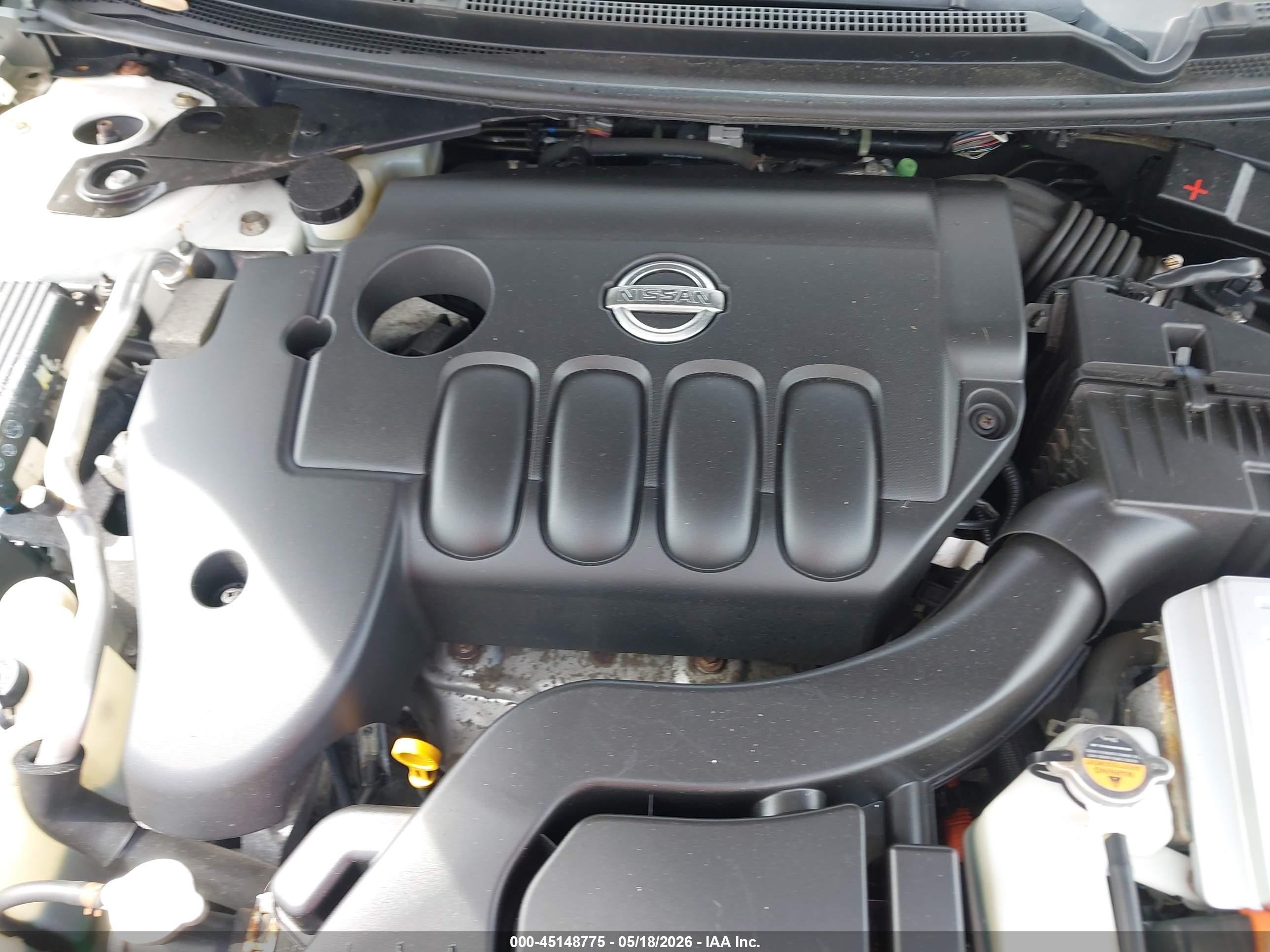 2010 Nissan Altima Hybrid   White vin: 1N4CL2AP5AC189973