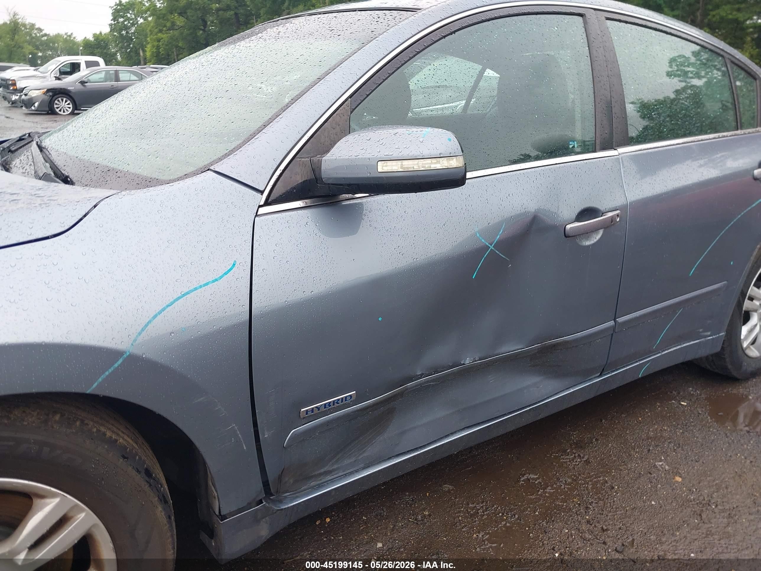 2011 Nissan Altima Hybrid   Light Blue vin: 1N4CL2AP6BC176439