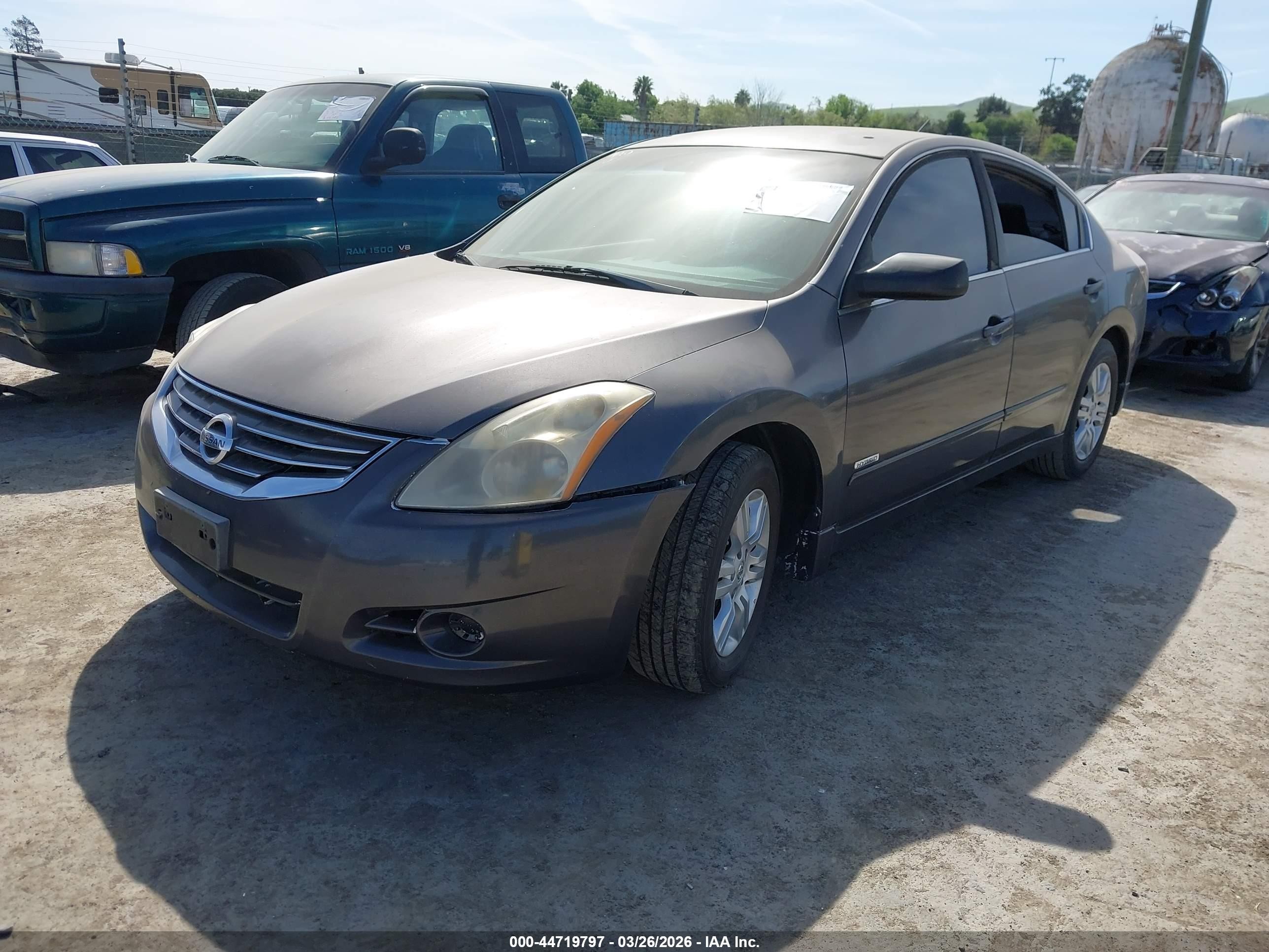 2011 Nissan Altima Hybrid   Gray vin: 1N4CL2AP6BC180927