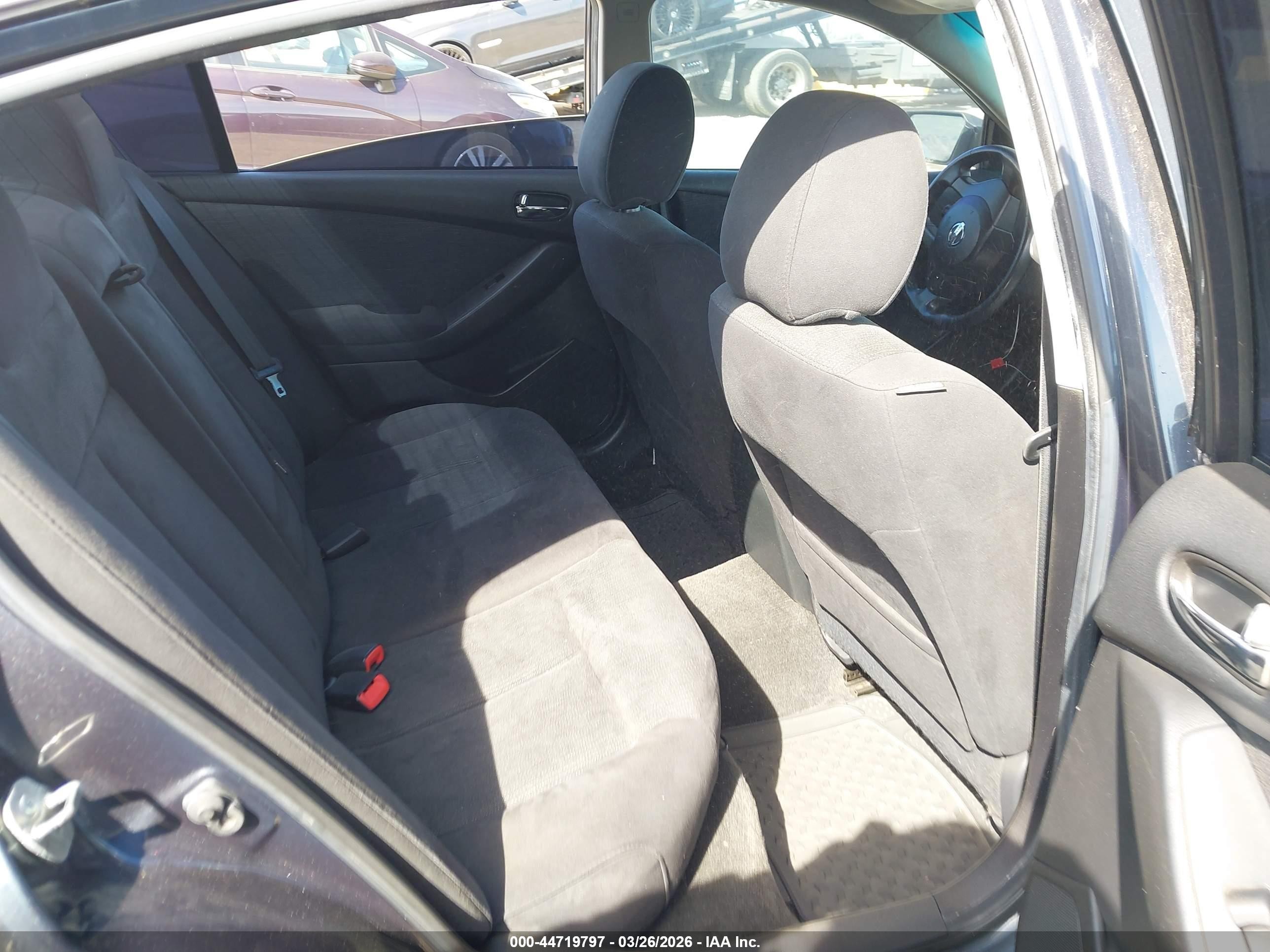 2011 Nissan Altima Hybrid   Gray vin: 1N4CL2AP6BC180927