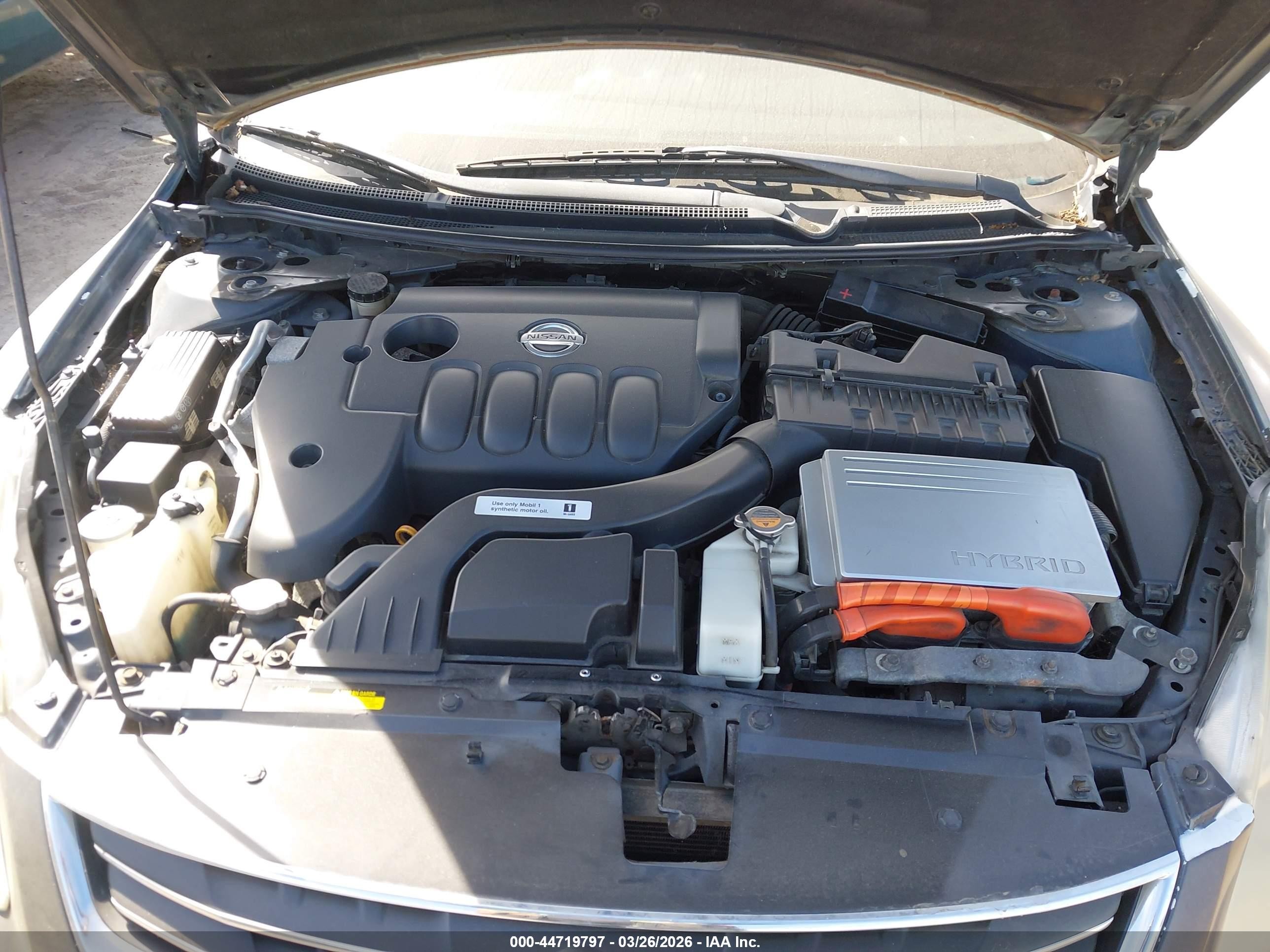 2011 Nissan Altima Hybrid   Gray vin: 1N4CL2AP6BC180927