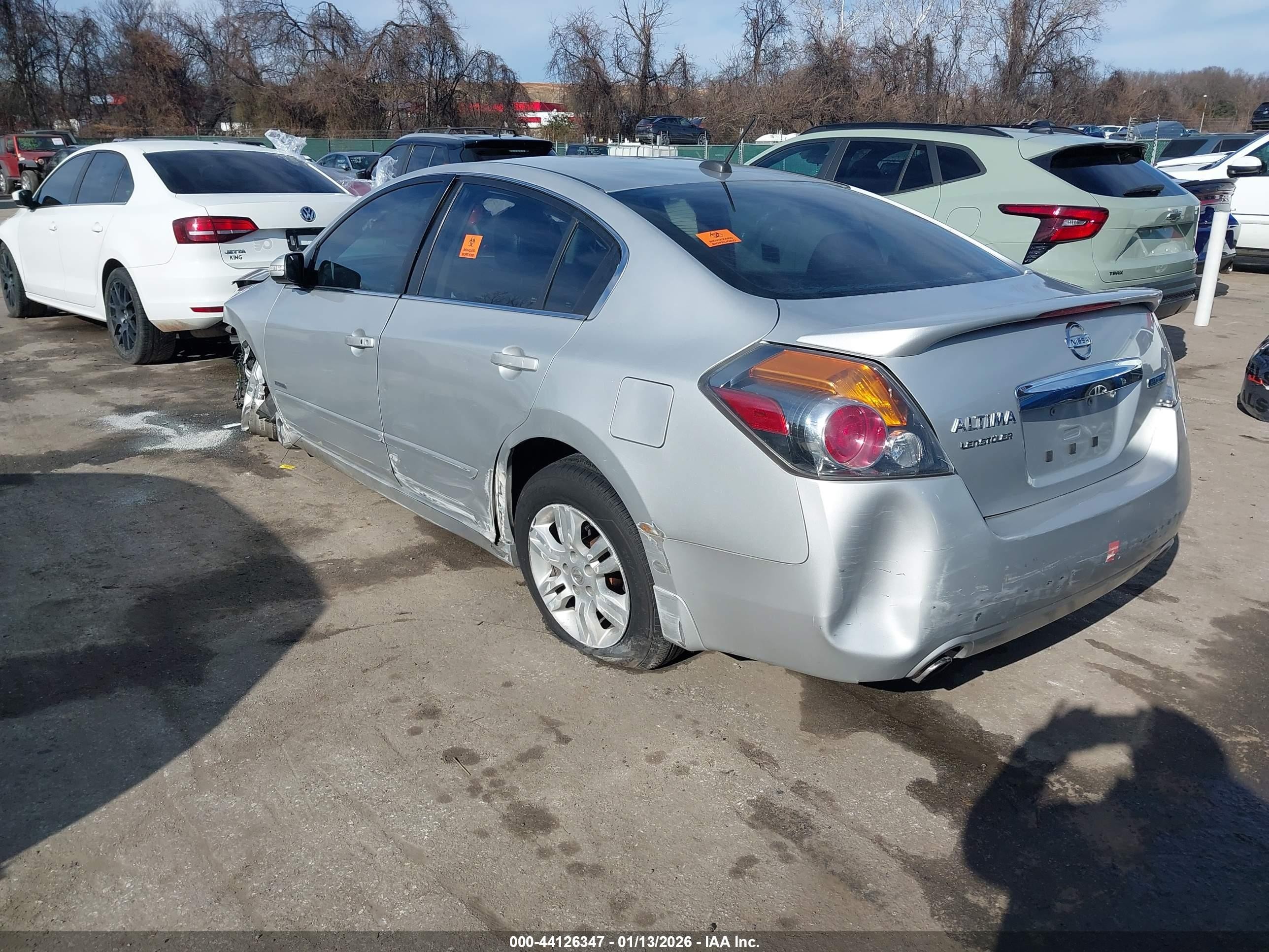 2011 Nissan Altima Hybrid   Silver vin: 1N4CL2AP6BC182886
