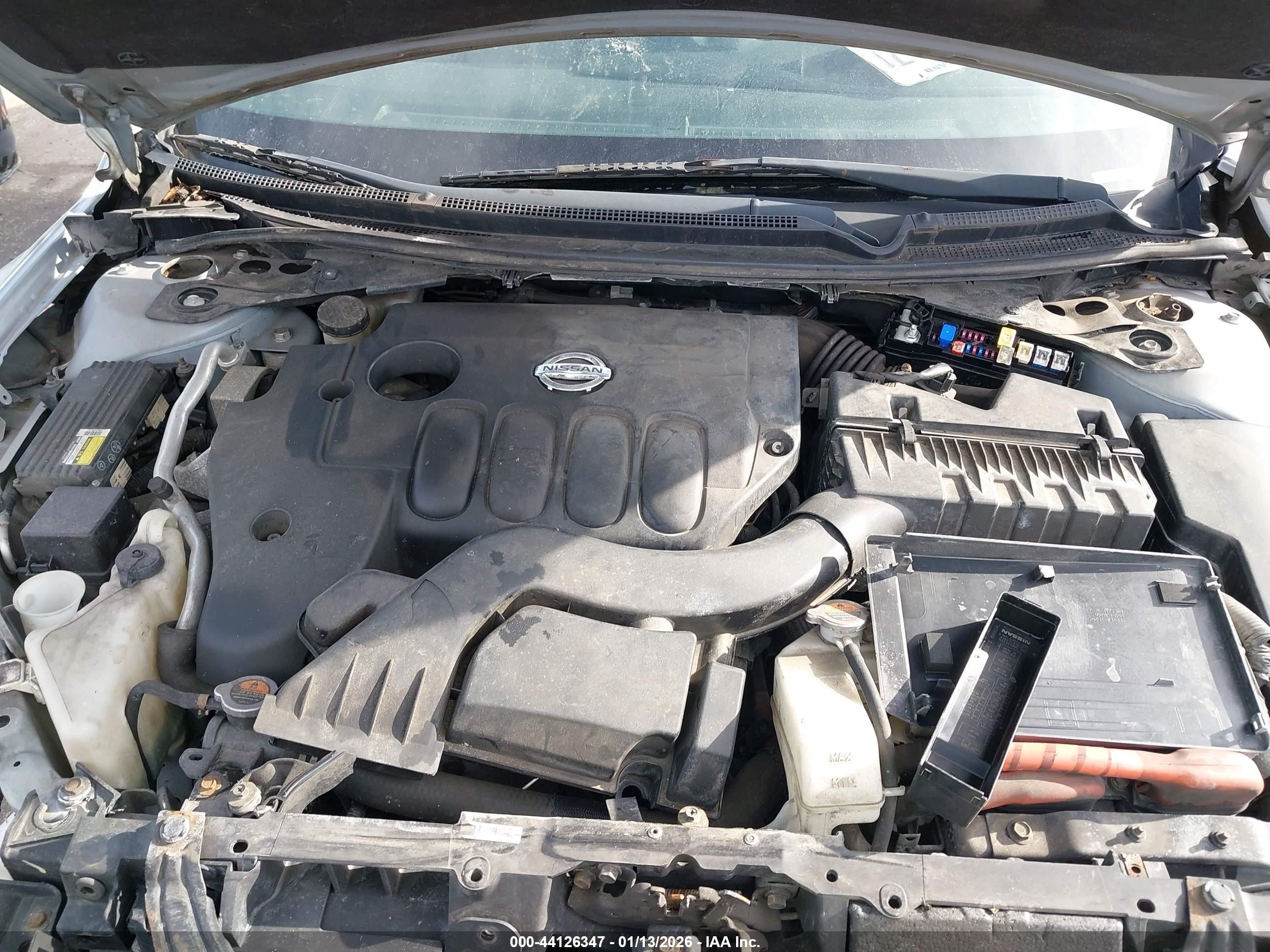 2011 Nissan Altima Hybrid   Silver vin: 1N4CL2AP6BC182886