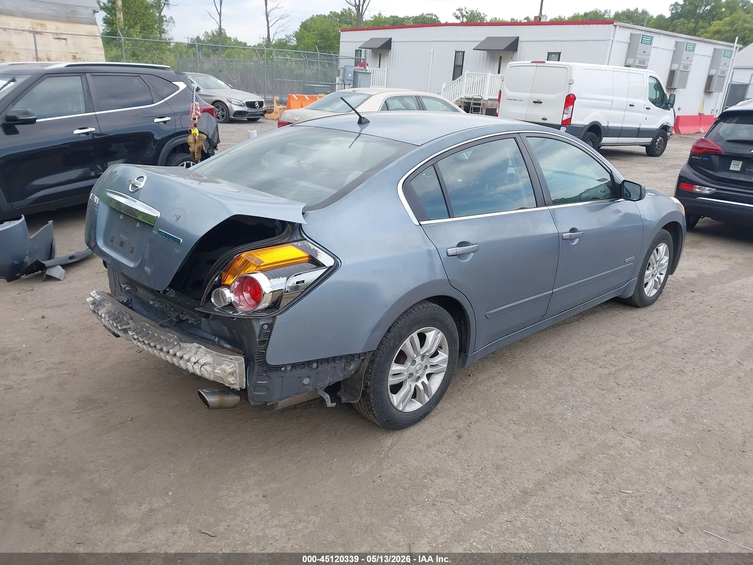 2011 Nissan Altima Hybrid   Light Blue vin: 1N4CL2AP6BC184962