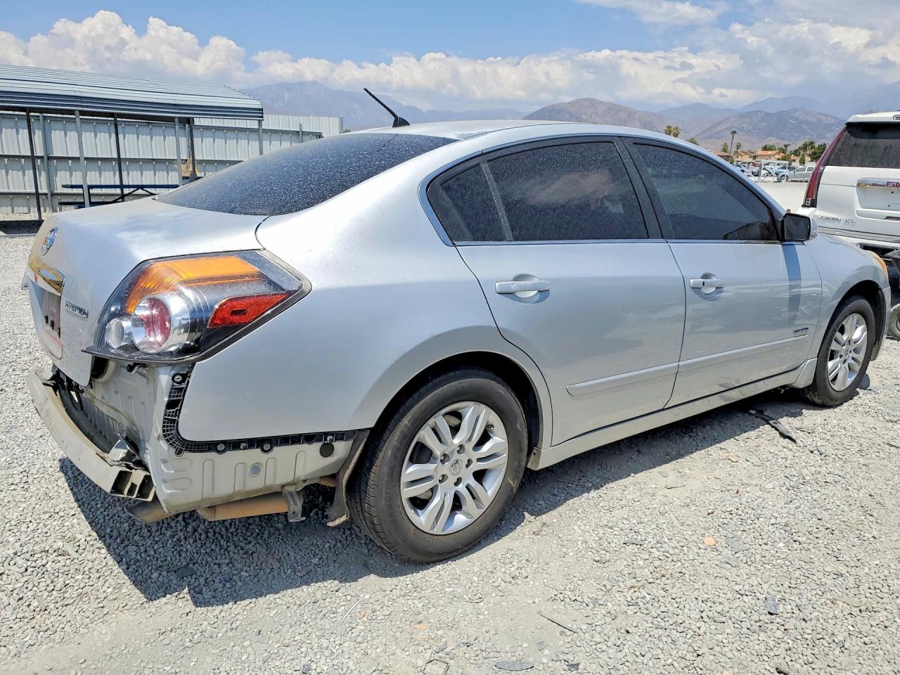 2010 Nissan Altima Hybrid Silver vin: 1N4CL2AP7AC130892