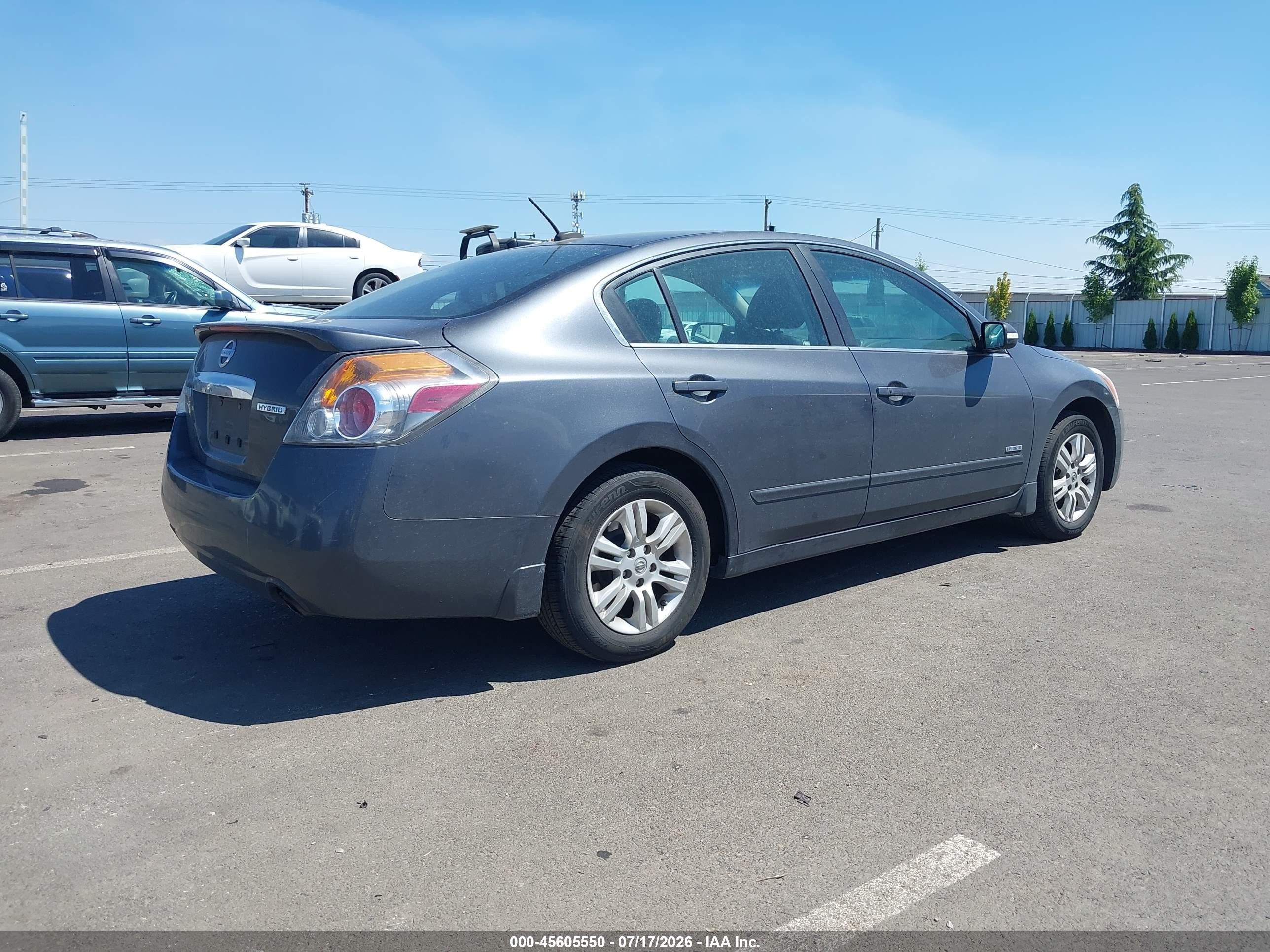 2010 Nissan Altima Hybrid   Gray vin: 1N4CL2AP7AC157901