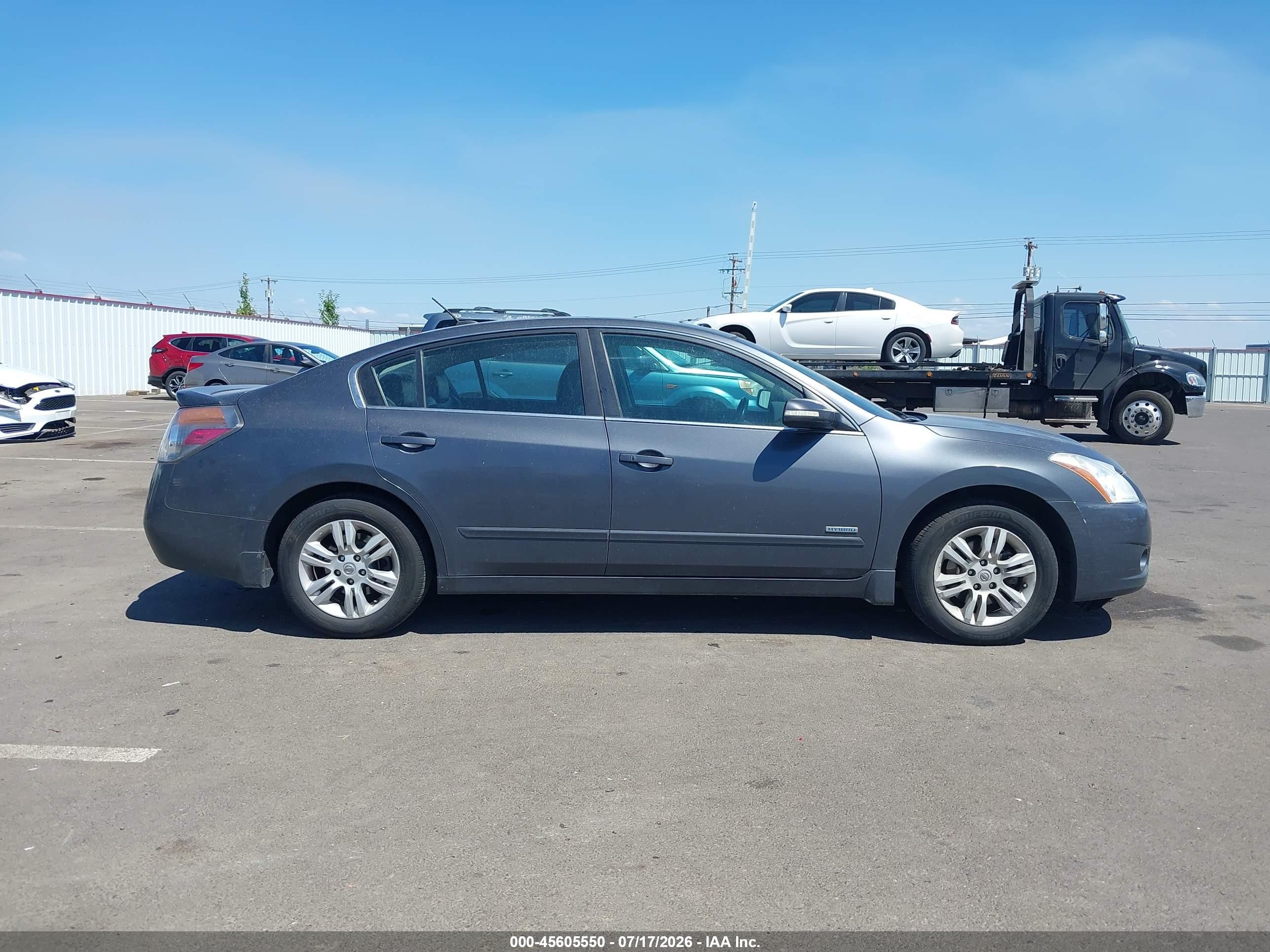2010 Nissan Altima Hybrid   Gray vin: 1N4CL2AP7AC157901