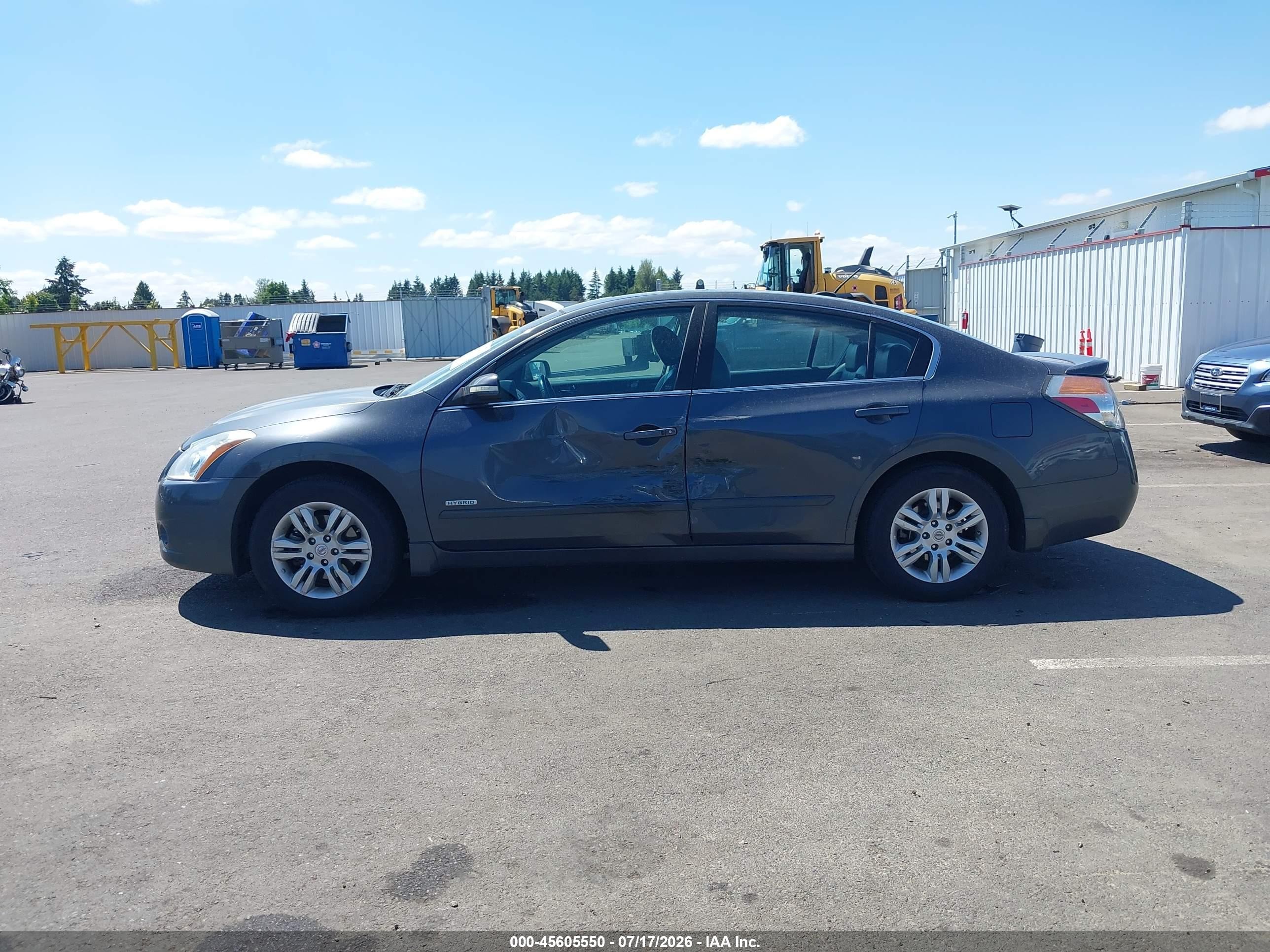 2010 Nissan Altima Hybrid   Gray vin: 1N4CL2AP7AC157901