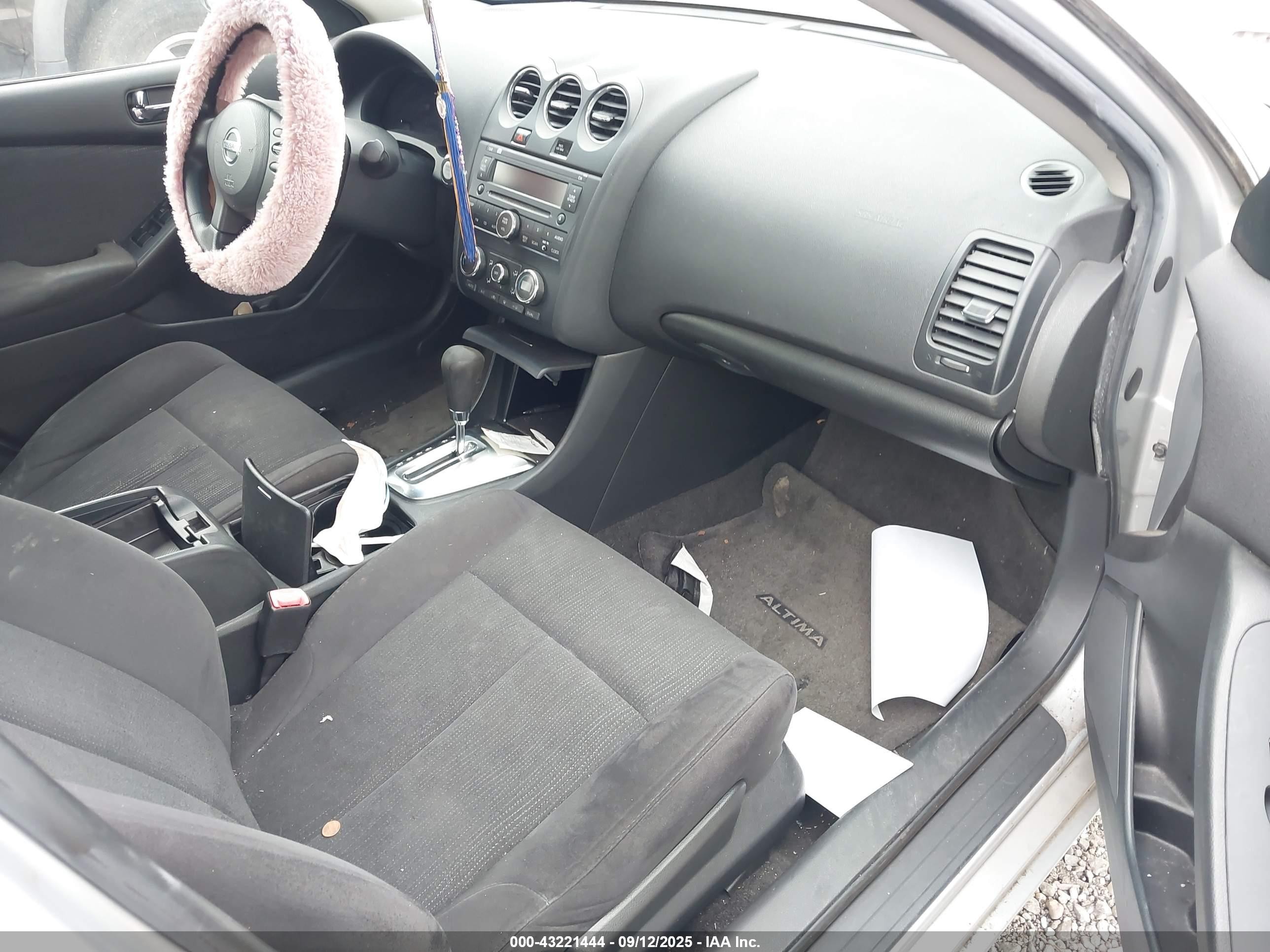 2011 Nissan Altima Hybrid   Серый vin: 1N4CL2AP8BC180122