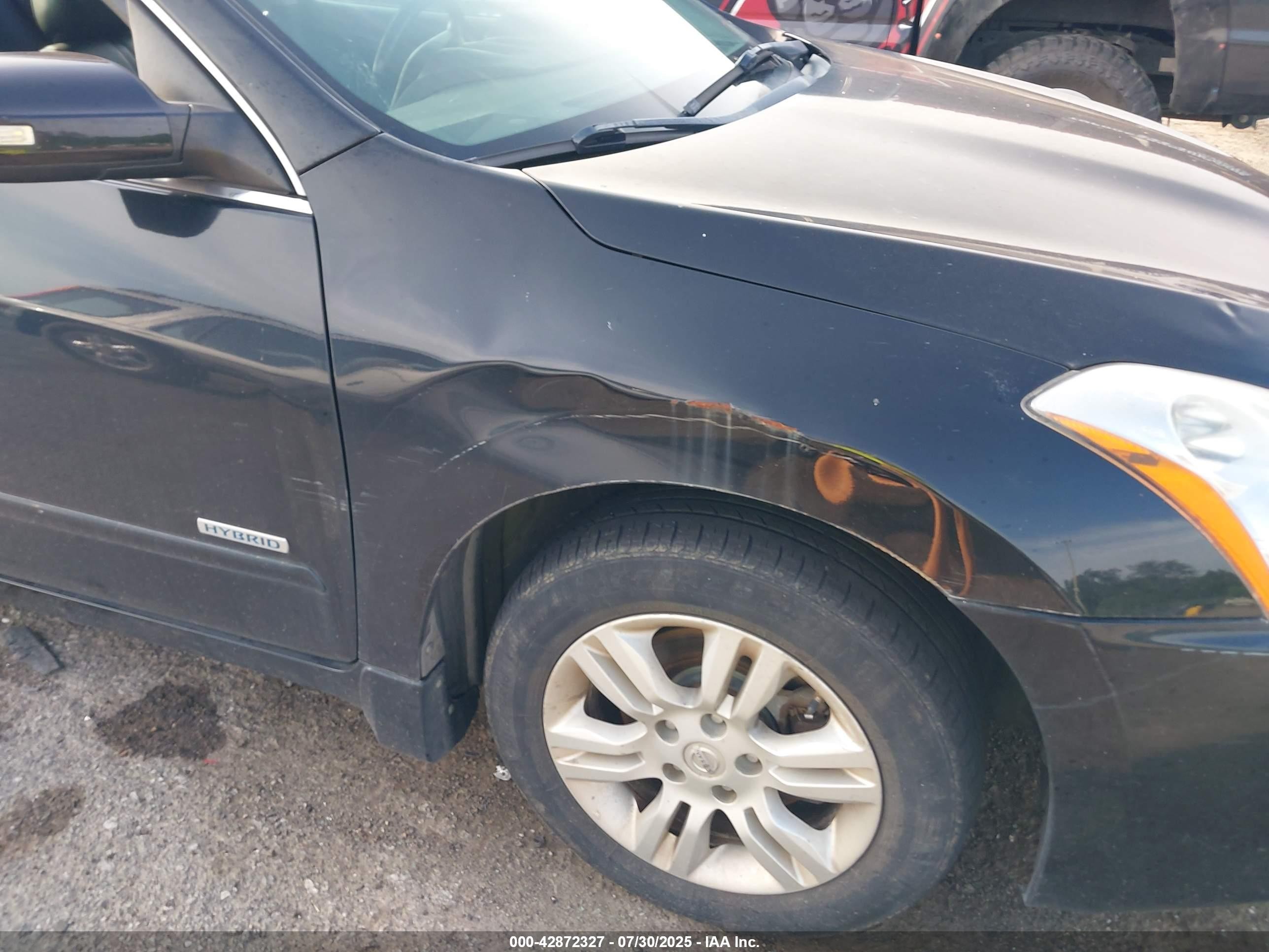 2011 Nissan Altima Hybrid   Black vin: 1N4CL2AP8BC185823