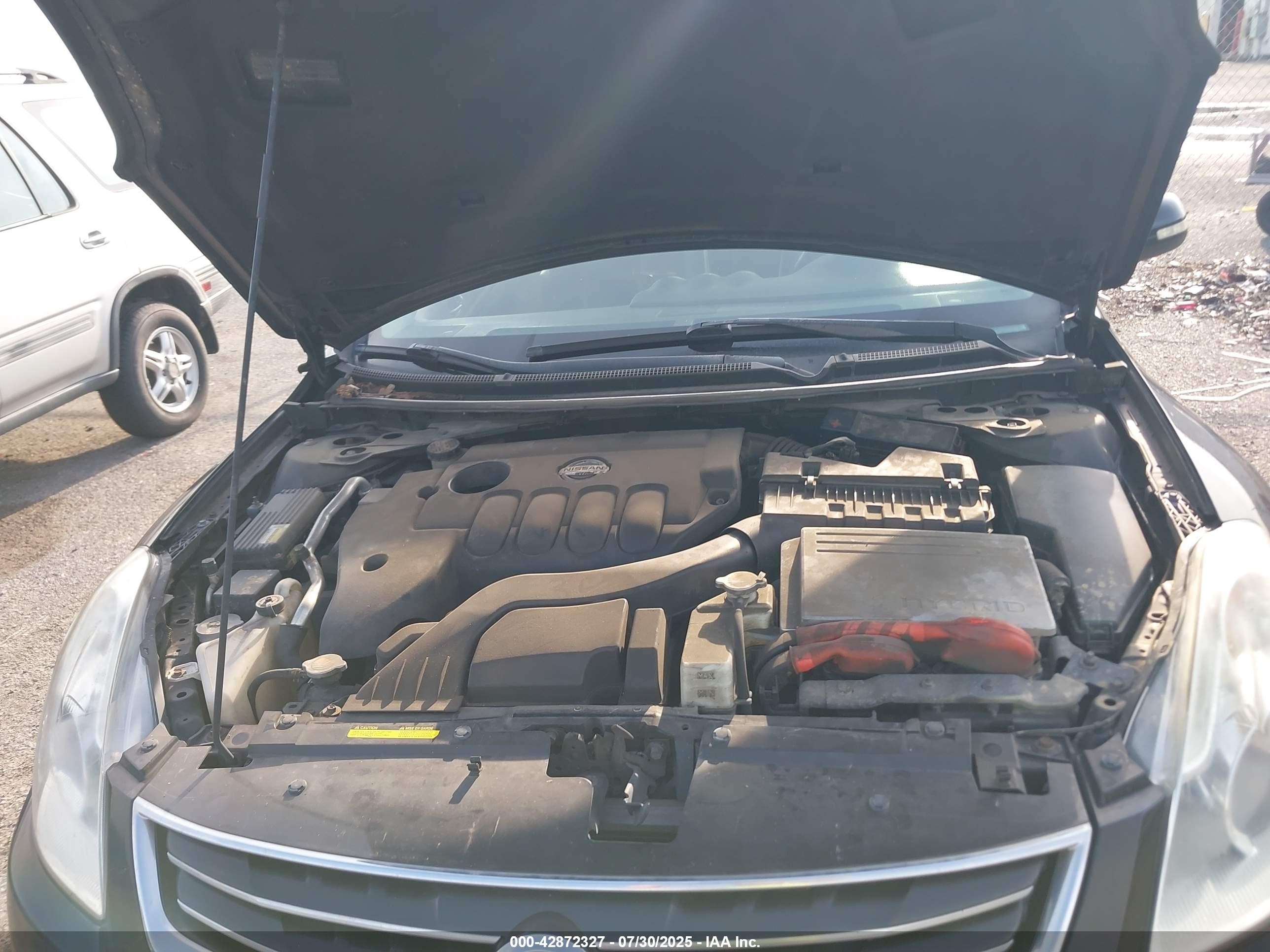 2011 Nissan Altima Hybrid   Black vin: 1N4CL2AP8BC185823