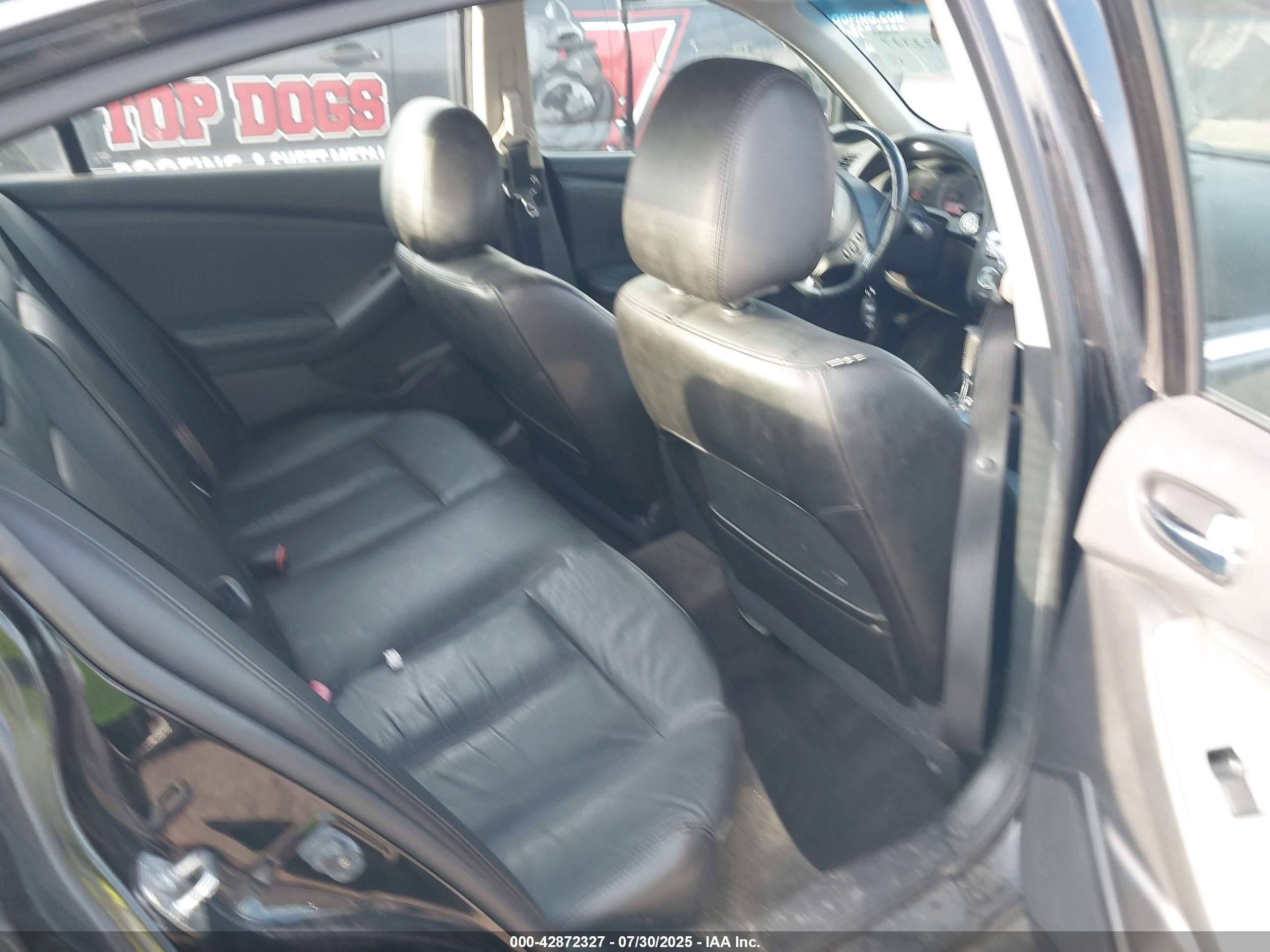 2011 Nissan Altima Hybrid   Black vin: 1N4CL2AP8BC185823