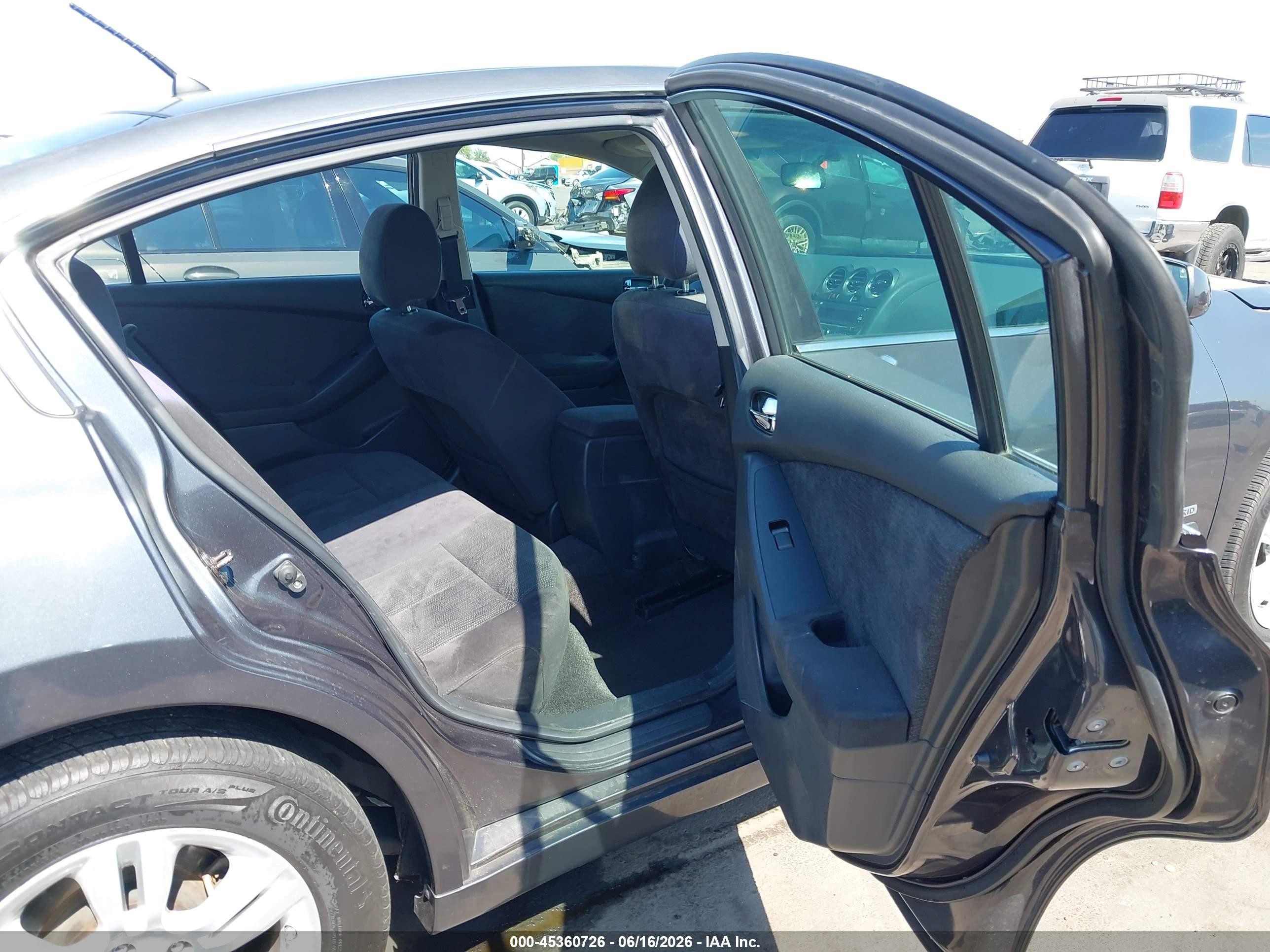 2010 Nissan Altima Hybrid   Maroon vin: 1N4CL2AP9AC132045