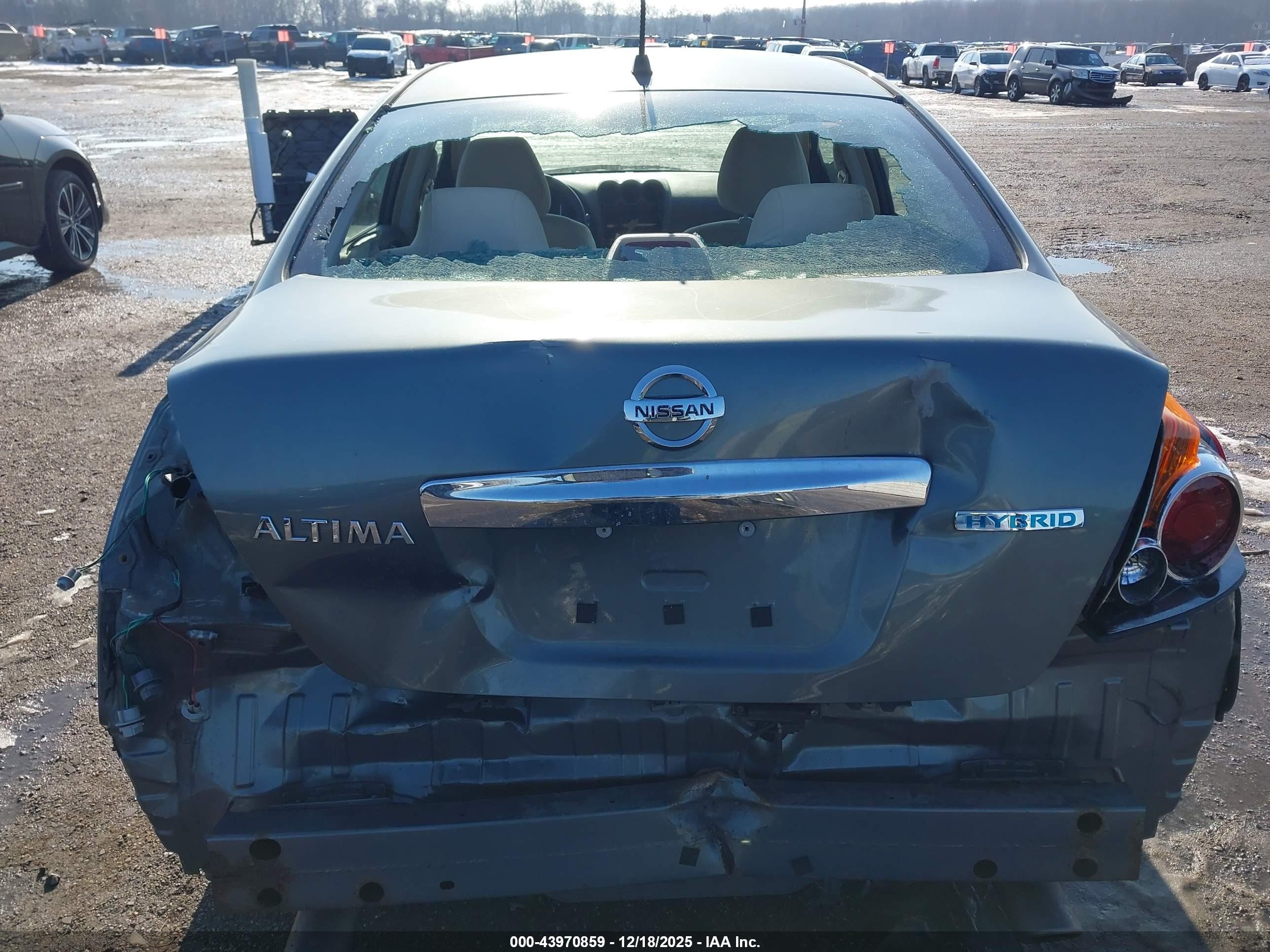 2011 Nissan Altima Hybrid   Gray vin: 1N4CL2AP9BC100326