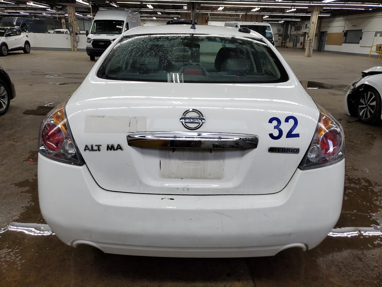 2011 Nissan Altima White vin: 1N4CL2AP9BC124805 Damage: Rear Bumper/Cover, Scraped, 6 To 7 Inches