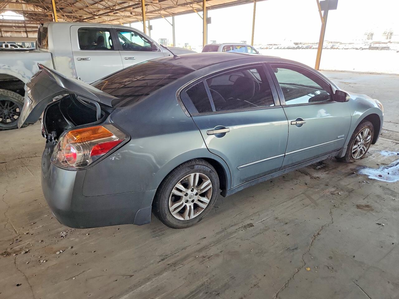 2010 Nissan Altima Hybrid Gray vin: 1N4CL2APXAC107011