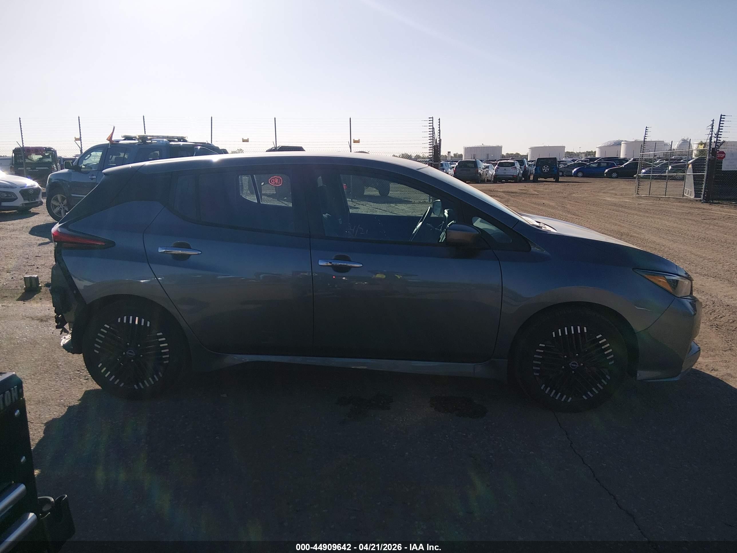 2024 Nissan Leaf Sv Plus Gray vin: 1N4CZ1CV0RC557038