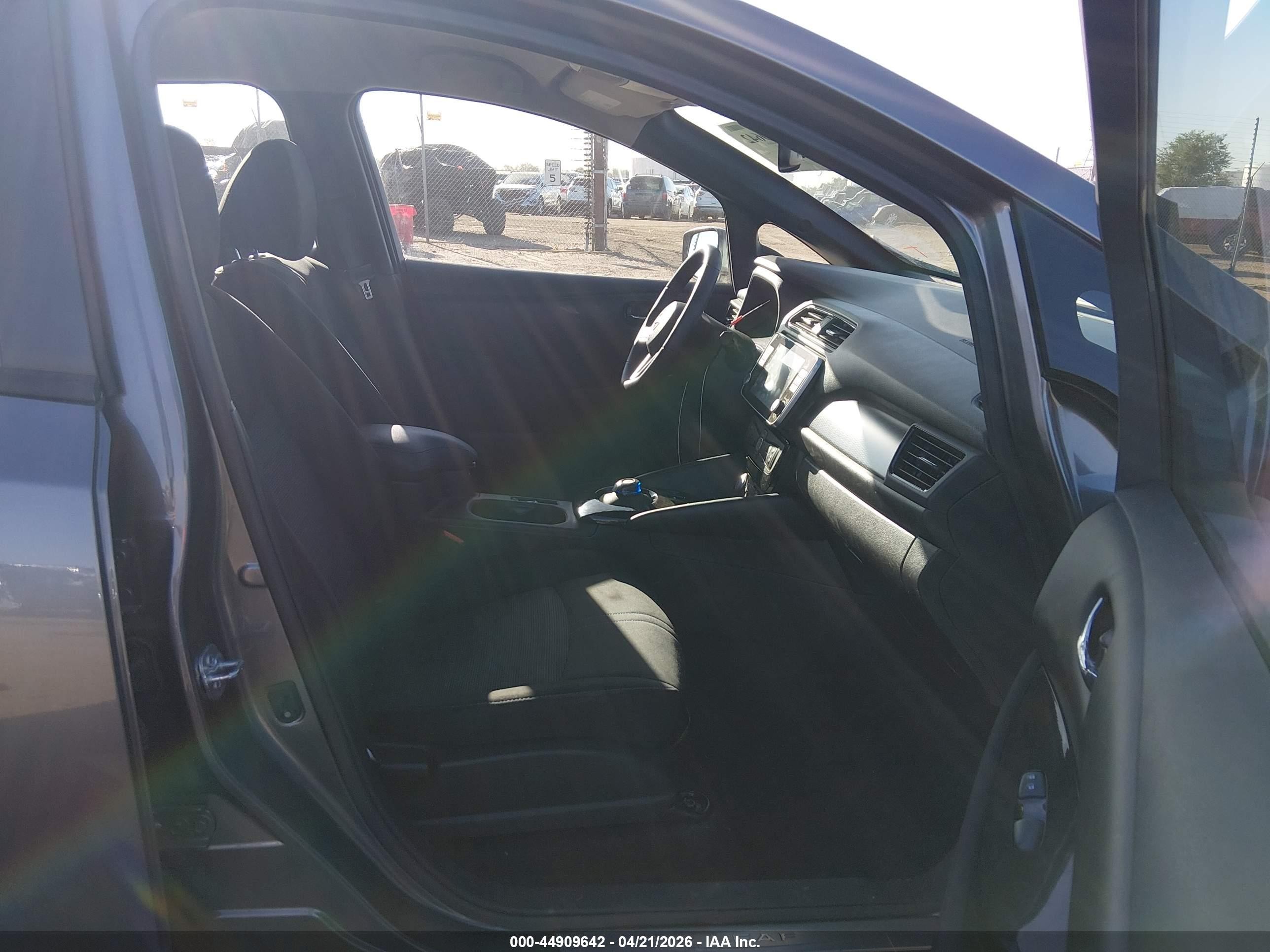 2024 Nissan Leaf Sv Plus Gray vin: 1N4CZ1CV0RC557038