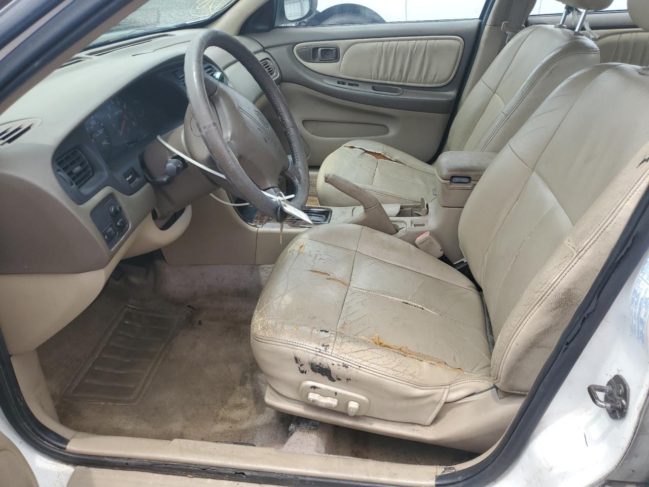 2001 Nissan Altima Gxe White vin: 1N4DL01A21C143070