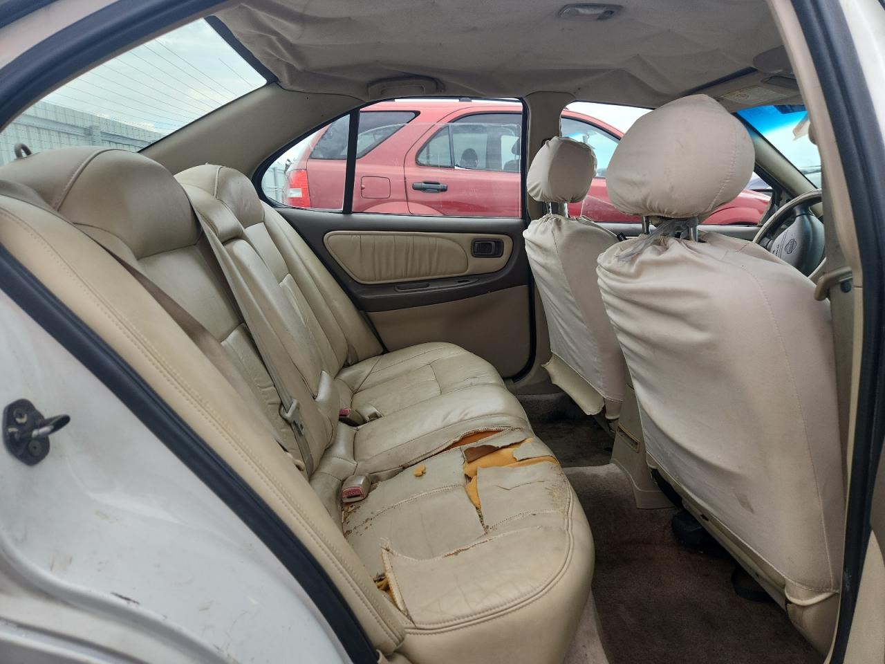 2001 Nissan Altima Gxe White vin: 1N4DL01A21C143070
