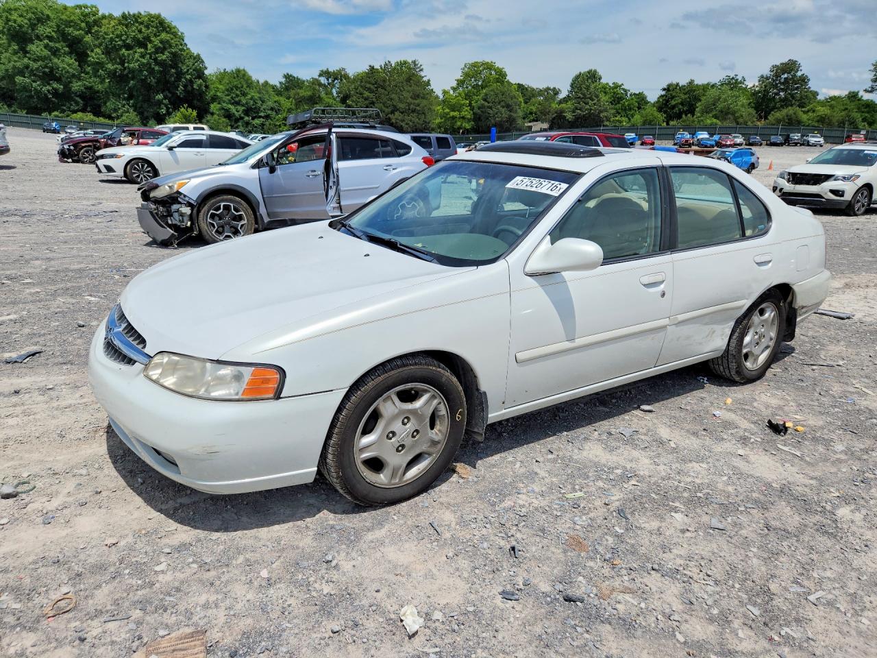 2000 Nissan Altima Gxe White vin: 1N4DL01A3YC154637