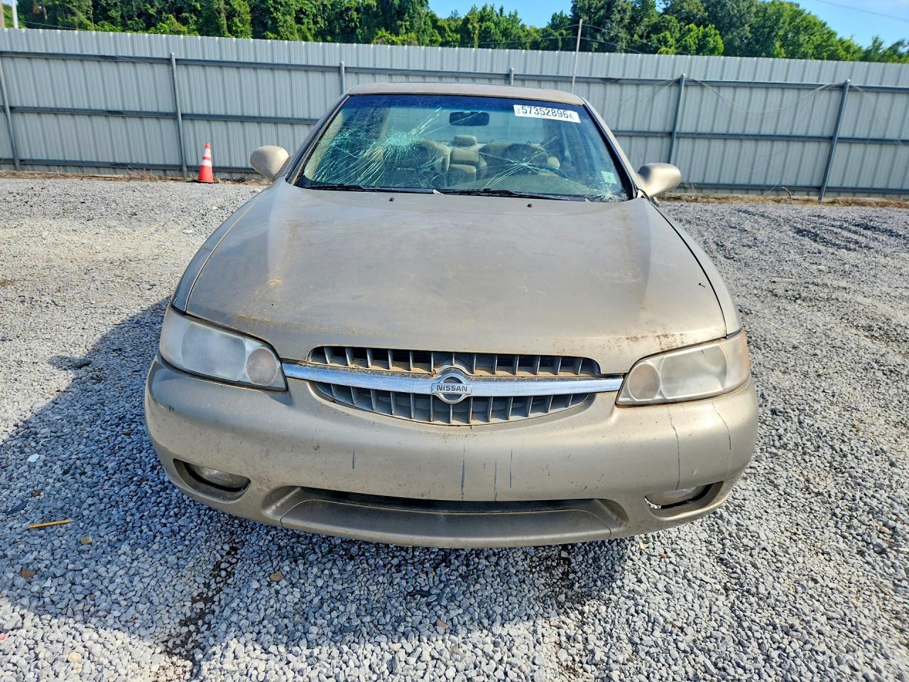 2000 Nissan Altima Tan vin: 1N4DL01A4YC187596