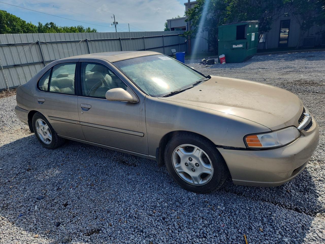 2000 Nissan Altima Tan vin: 1N4DL01A4YC187596