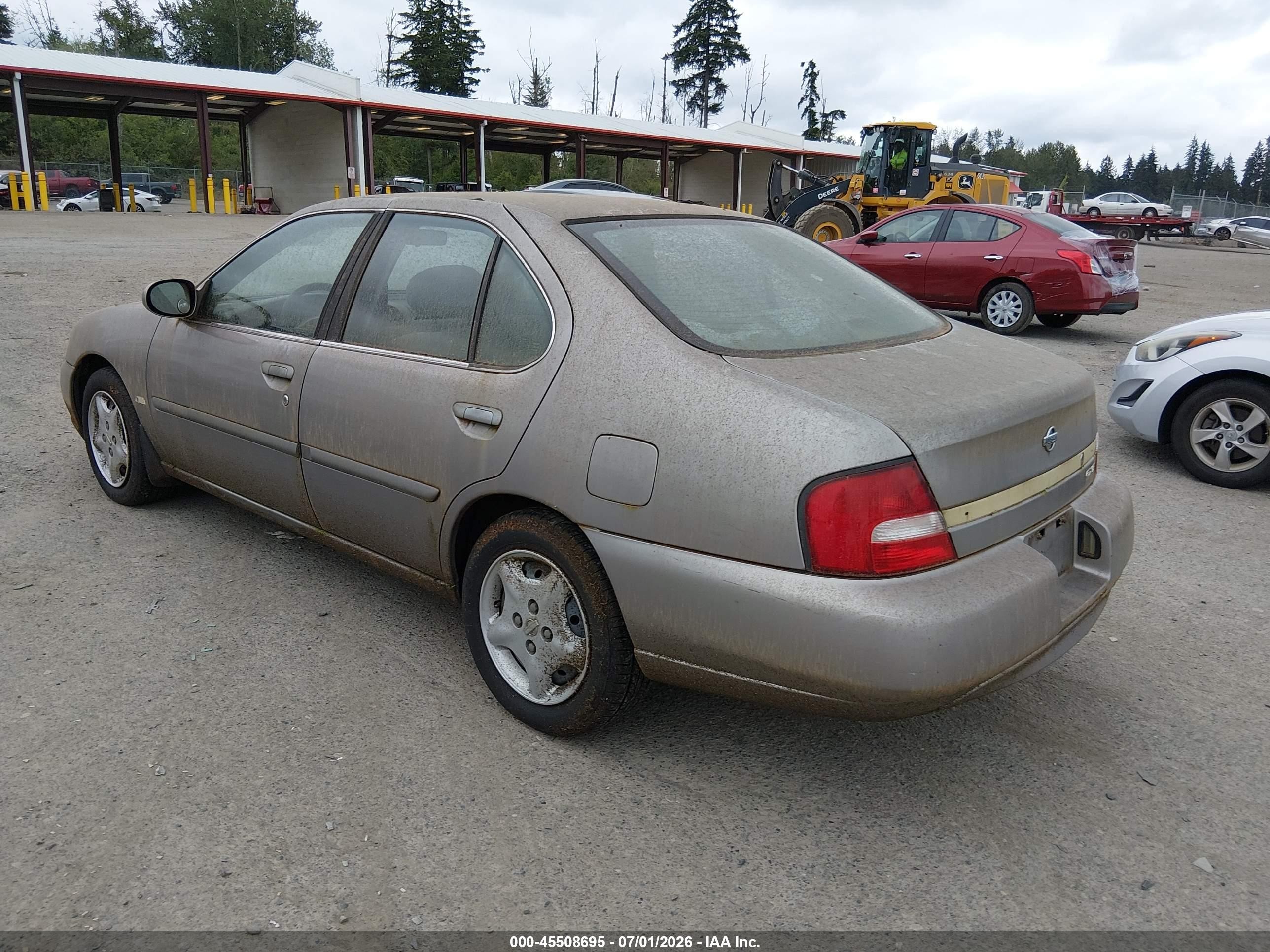 2001 Nissan Altima Gxe Brown vin: 1N4DL01D01C132353
