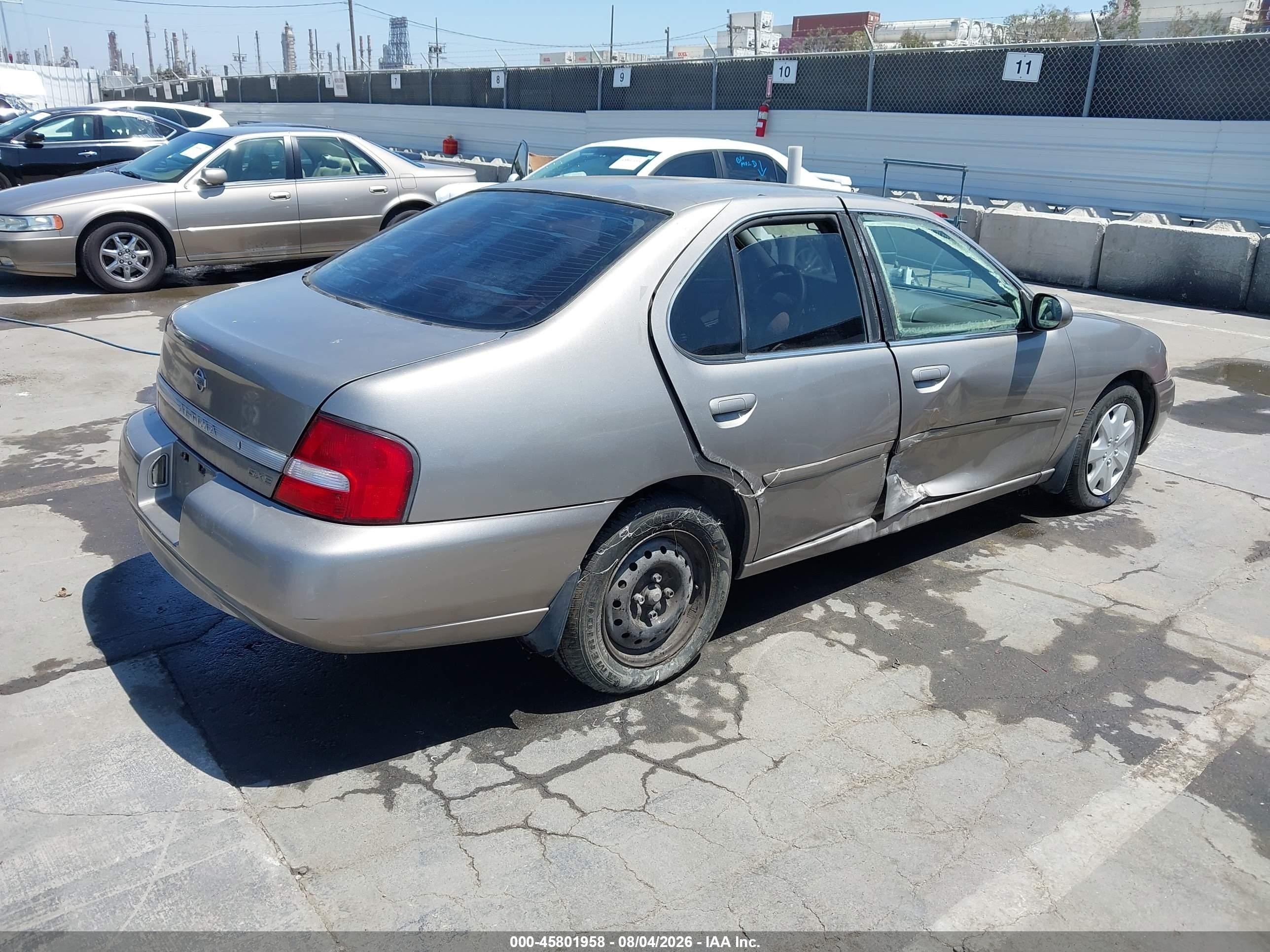 2001 Nissan Altima Gxe Gold vin: 1N4DL01D01C147676
