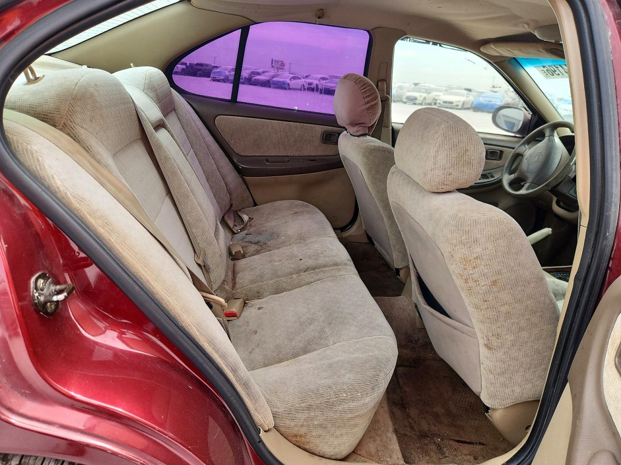 2001 Nissan Altima Xe Maroon vin: 1N4DL01D01C173095
