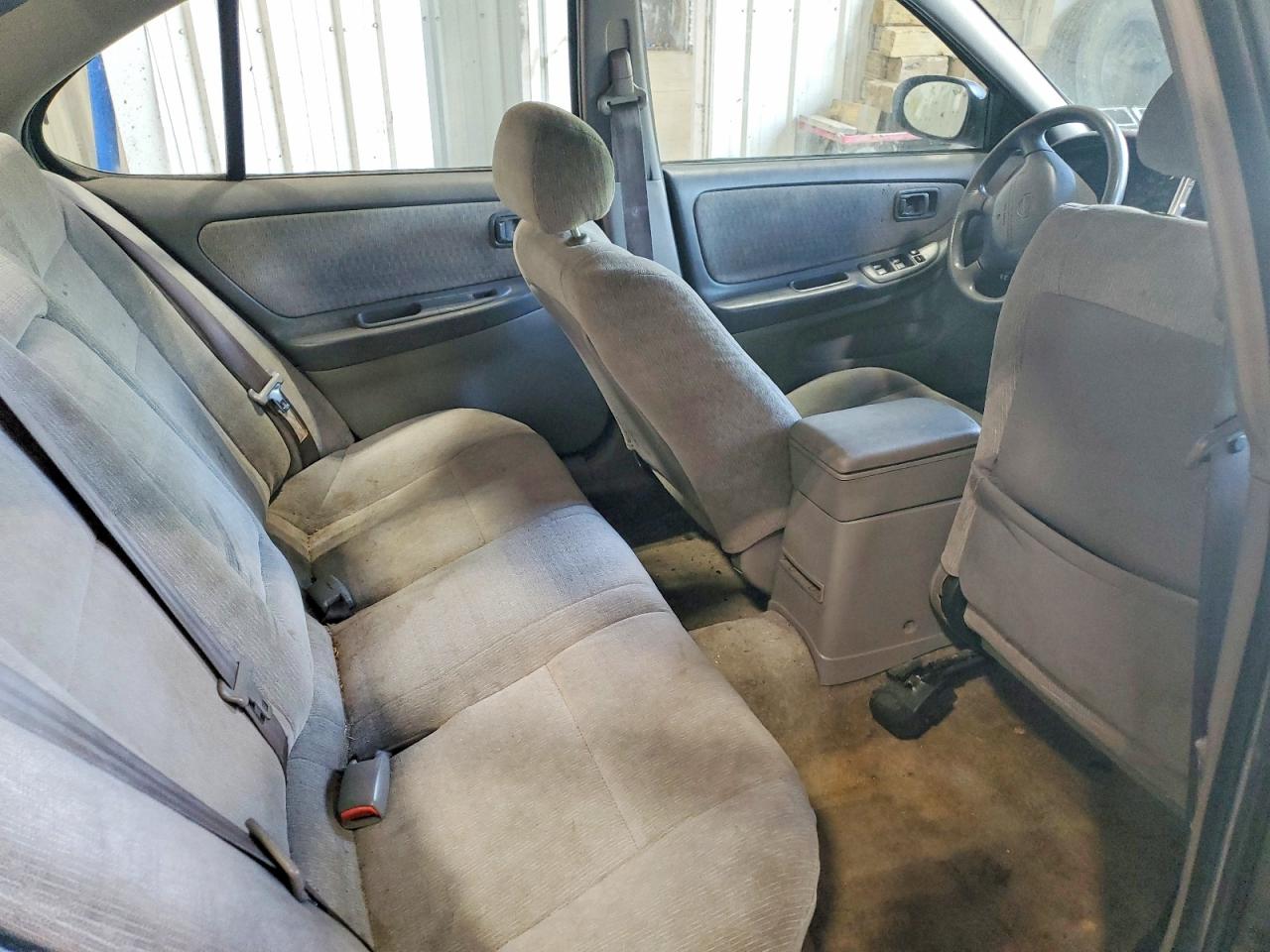 2001 Nissan Altima Xe Gray vin: 1N4DL01D01C238558