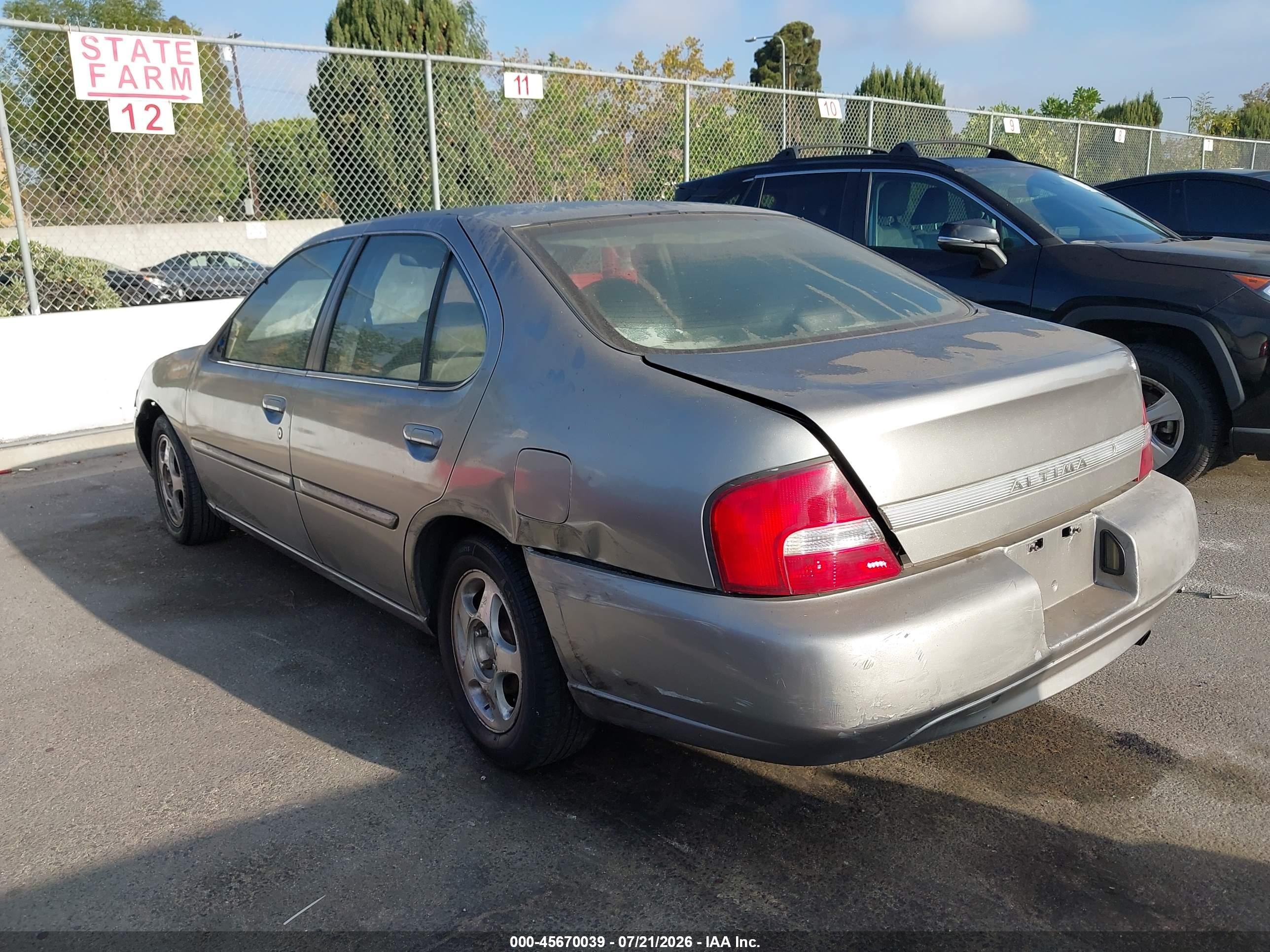 2000 Nissan Altima Gle/gxe/se/xe Champagne vin: 1N4DL01D0YC117748