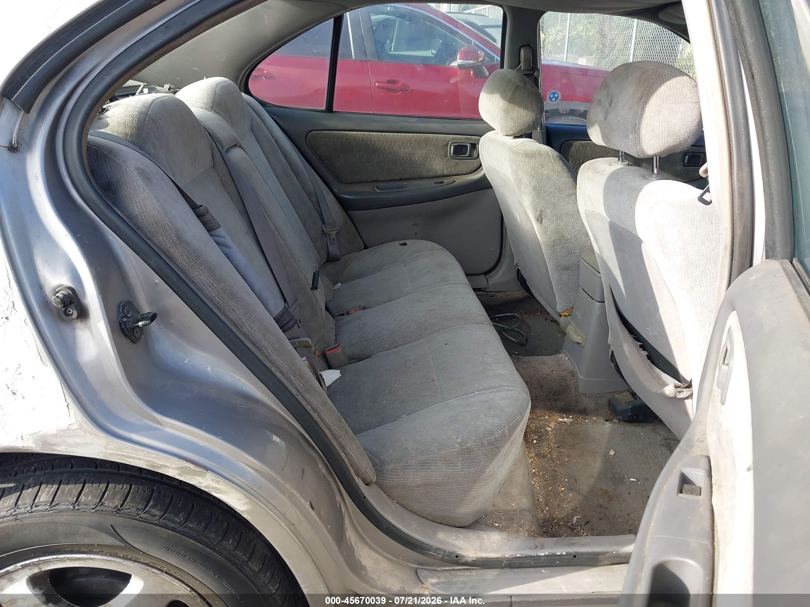 2000 Nissan Altima Gle/gxe/se/xe Champagne vin: 1N4DL01D0YC117748