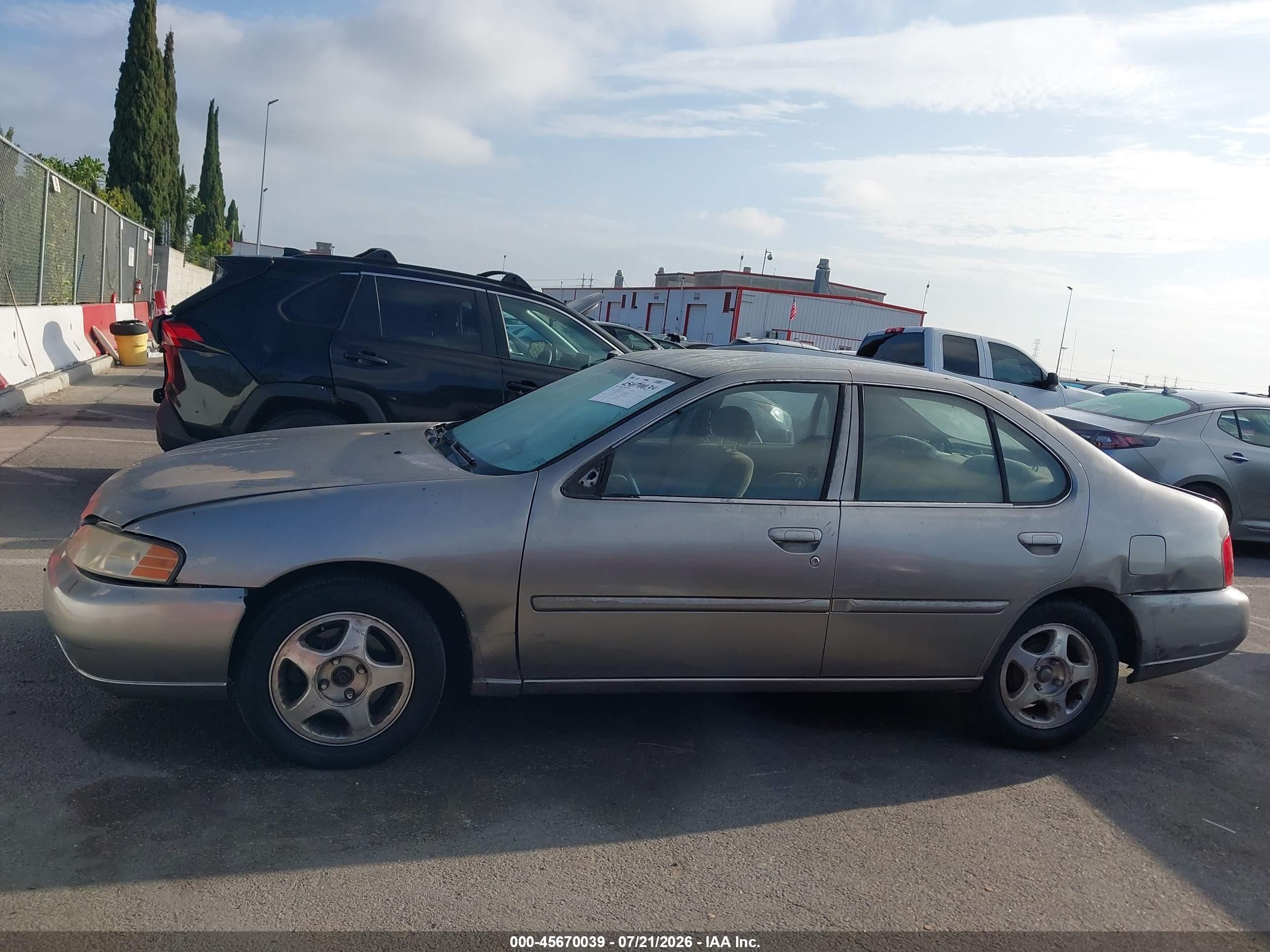 2000 Nissan Altima Gle/gxe/se/xe Champagne vin: 1N4DL01D0YC117748